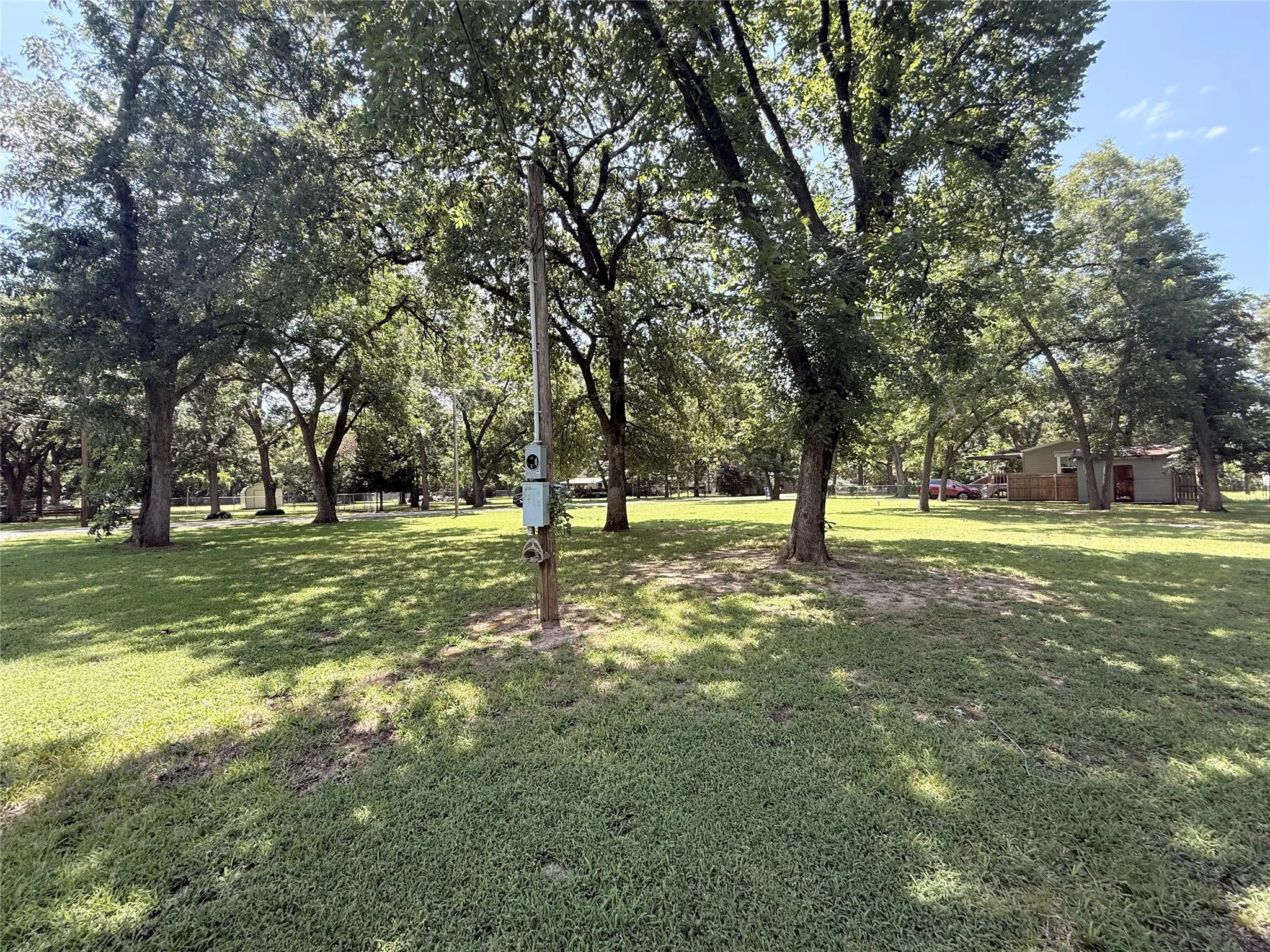 Improved Land For Sale in Grayson County , 431 Pawnee Drive, Gordonville, Texas 76245, 0, 0, Garage spaces, 0 Sqft, built in 0, Price $79,000, mls#21324010, Real Estate Agent in Gordonville, Homes For Sale in Grayson county, Homes For Sale in Gordonville, Realtor in Gordonville Texas, Real Estate Brokerage Independent Realty Texas, Luminita Cordes Realtor