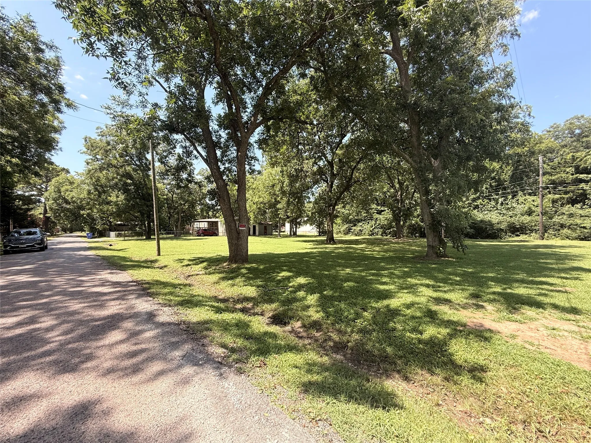 Improved Land For Sale in Grayson County , 431 Pawnee Drive, Gordonville, Texas 76245, 0, 0, Garage spaces, 0 Sqft, built in 0, Price $79,000, mls#21324010, Real Estate Agent in Gordonville, Homes For Sale in Grayson county, Homes For Sale in Gordonville, Realtor in Gordonville Texas, Real Estate Brokerage Independent Realty Texas, Luminita Cordes Realtor