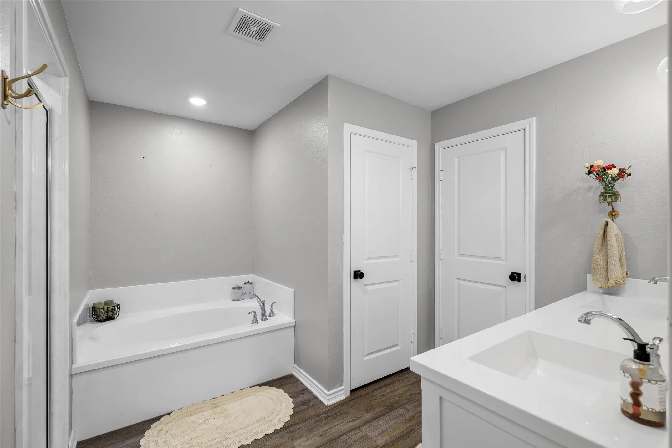 Single Family Residence For Sale in Van Zandt County , 677 Oklahoma Street, Van, Texas 75790, 4 Bedroom, 2 Bathroom, 2 Garage spaces, 1,516 Sqft, built in 2021, mls#21324015, Real Estate Agent in Van, Homes For Sale in Van Zandt county, Homes For Sale in Van, Realtor in Van Texas, Real Estate Brokerage Independent Realty Texas, Luminita Cordes Realtor