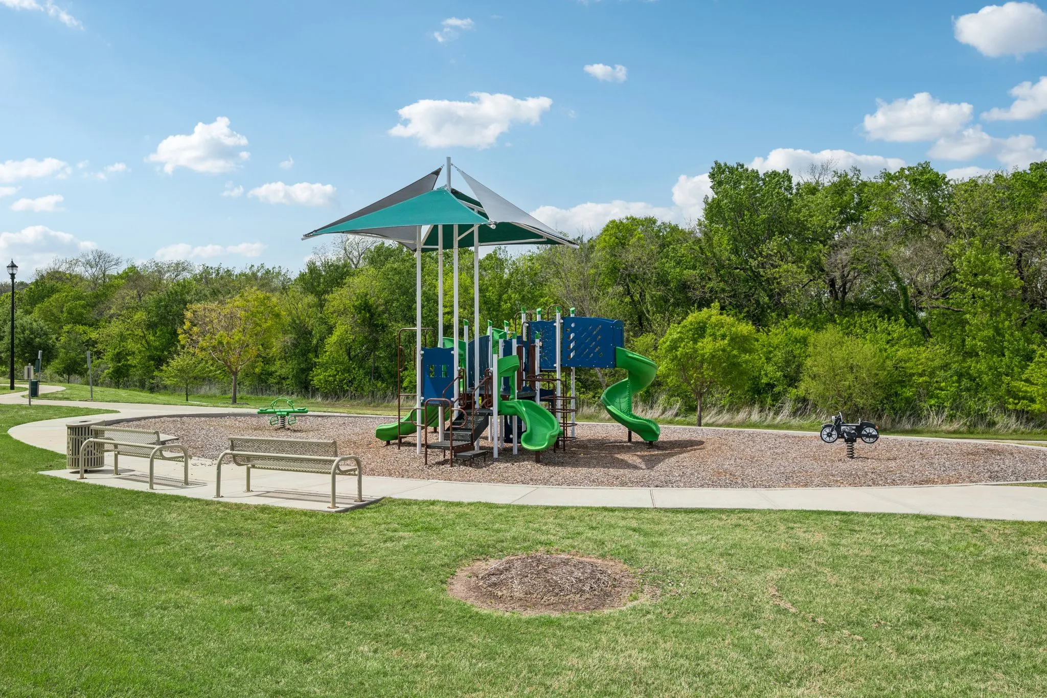 Single Family Residence For Rent in Collin County , 770 Yorkshire Drive, Lavon, Texas 75166, 4 Bedroom, 3 Bathroom, 2 Garage spaces, 2,542 Sqft, built in 2022, mls#21323635, Real Estate Agent in Lavon, Homes For Rent in Collin county, Homes For Rent in Lavon, Realtor in Lavon Texas, Real Estate Brokerage Independent Realty Texas, Luminita Cordes Realtor