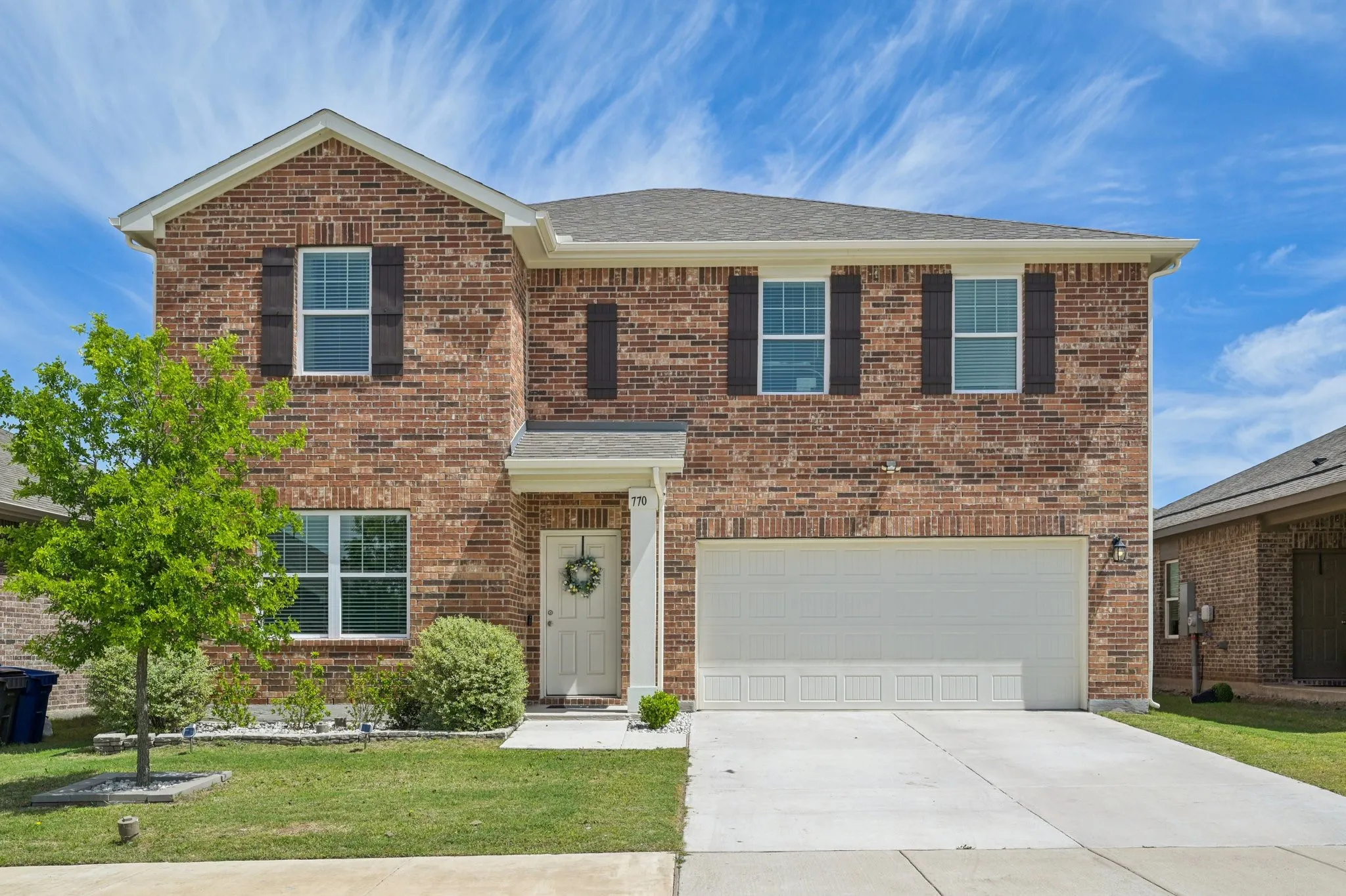 Single Family Residence For Rent in Collin County , 770 Yorkshire Drive, Lavon, Texas 75166, 4 Bedroom, 3 Bathroom, 2 Garage spaces, 2,542 Sqft, built in 2022, mls#21323635, Real Estate Agent in Lavon, Homes For Rent in Collin county, Homes For Rent in Lavon, Realtor in Lavon Texas, Real Estate Brokerage Independent Realty Texas, Luminita Cordes Realtor