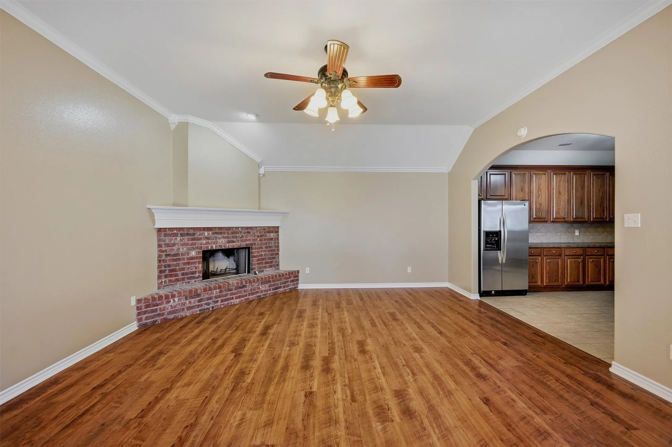 Single Family Residence For Sale in Grayson County , 2704 Rex Cruse Drive, Sherman, Texas 75092, 3 Bedroom, 2 Bathroom, 2 Garage spaces, 1,622 Sqft, built in 2008, mls#21317320, Real Estate Agent in Sherman, Homes For Sale in Grayson county, Homes For Sale in Sherman, Realtor in Sherman Texas, Real Estate Brokerage Independent Realty Texas, Luminita Cordes Realtor