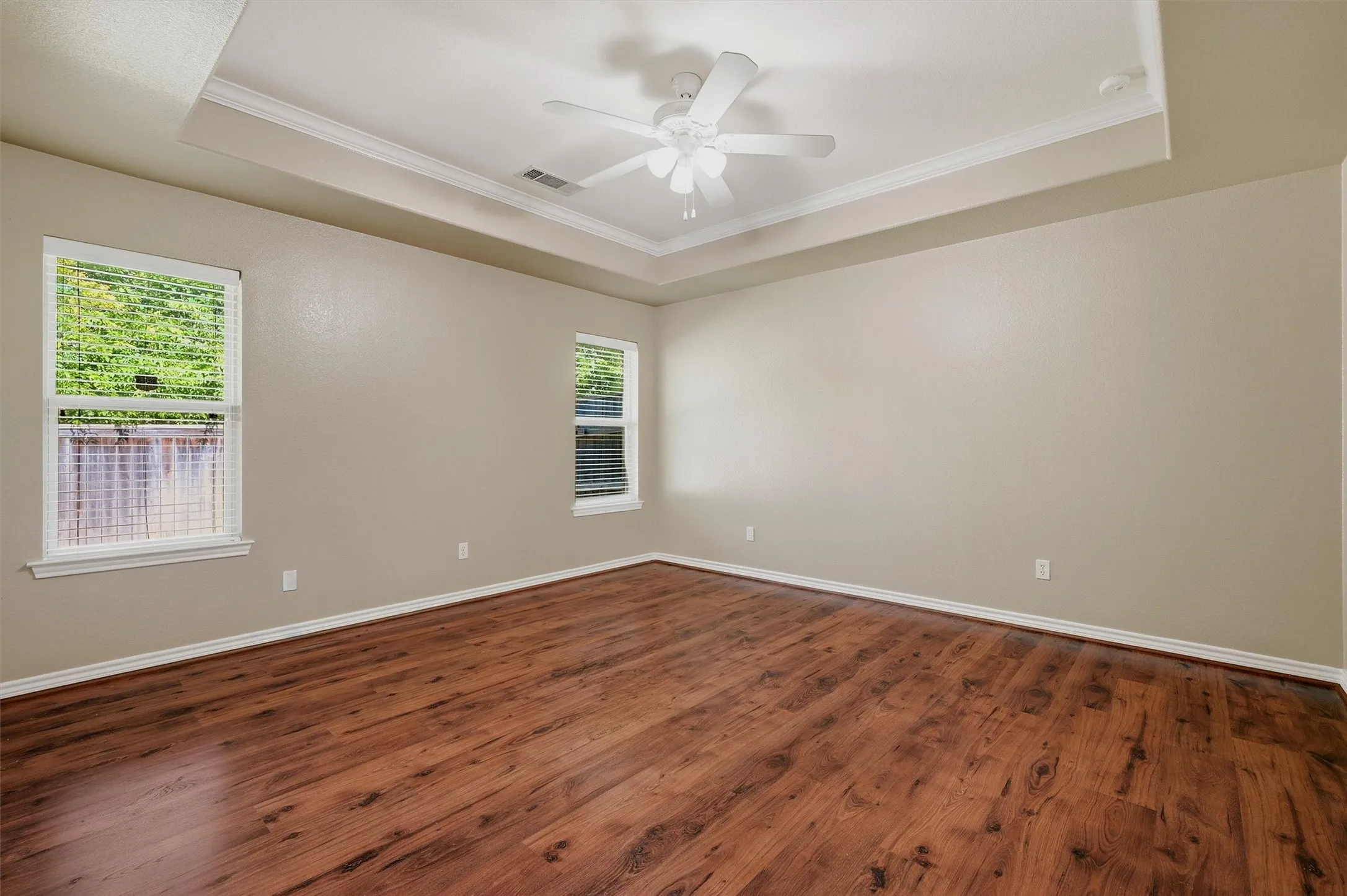 Single Family Residence For Sale in Grayson County , 2704 Rex Cruse Drive, Sherman, Texas 75092, 3 Bedroom, 2 Bathroom, 2 Garage spaces, 1,622 Sqft, built in 2008, mls#21317320, Real Estate Agent in Sherman, Homes For Sale in Grayson county, Homes For Sale in Sherman, Realtor in Sherman Texas, Real Estate Brokerage Independent Realty Texas, Luminita Cordes Realtor