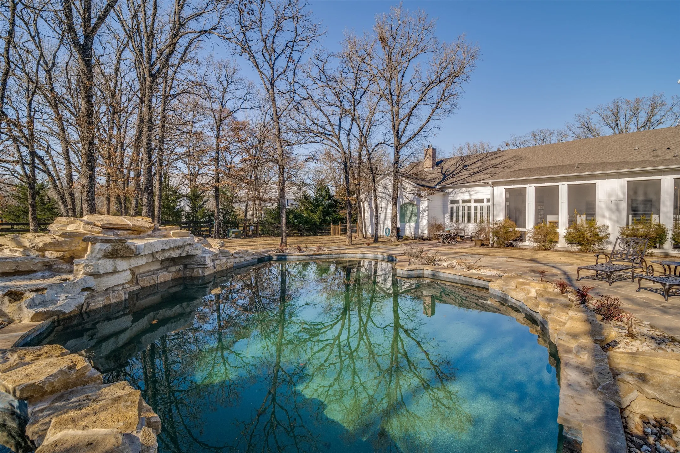 Single Family Residence For Sale in Hunt County , 7968 County Road 2412, Quinlan, Texas 75474, 4 Bedroom, 3 Bathroom, 2 Garage spaces, 4,289 Sqft, built in 2018, mls#21324073, Real Estate Agent in Quinlan, Homes For Sale in Hunt county, Homes For Sale in Quinlan, Realtor in Quinlan Texas, Real Estate Brokerage Independent Realty Texas, Luminita Cordes Realtor