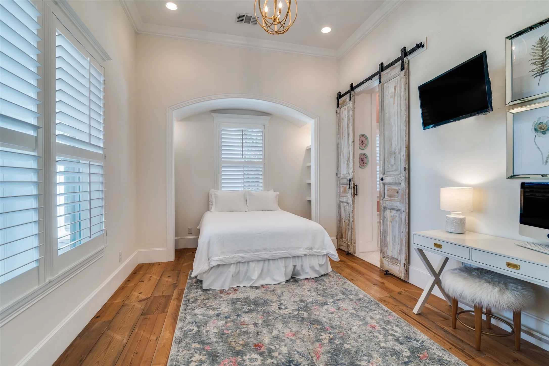 Single Family Residence For Sale in Hunt County , 7968 County Road 2412, Quinlan, Texas 75474, 4 Bedroom, 3 Bathroom, 2 Garage spaces, 4,289 Sqft, built in 2018, mls#21324073, Real Estate Agent in Quinlan, Homes For Sale in Hunt county, Homes For Sale in Quinlan, Realtor in Quinlan Texas, Real Estate Brokerage Independent Realty Texas, Luminita Cordes Realtor