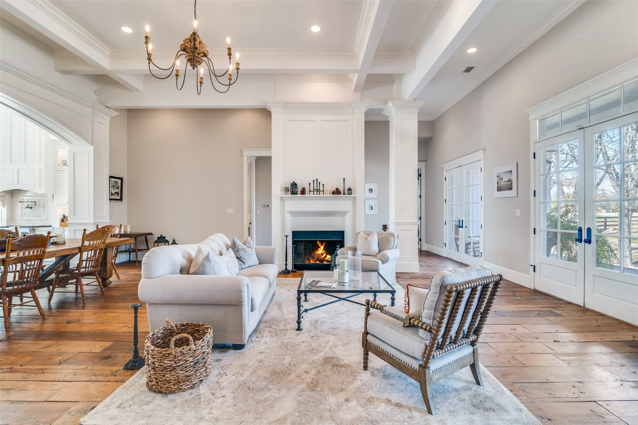 Single Family Residence For Sale in Hunt County , 7968 County Road 2412, Quinlan, Texas 75474, 4 Bedroom, 3 Bathroom, 2 Garage spaces, 4,289 Sqft, built in 2018, mls#21324073, Real Estate Agent in Quinlan, Homes For Sale in Hunt county, Homes For Sale in Quinlan, Realtor in Quinlan Texas, Real Estate Brokerage Independent Realty Texas, Luminita Cordes Realtor