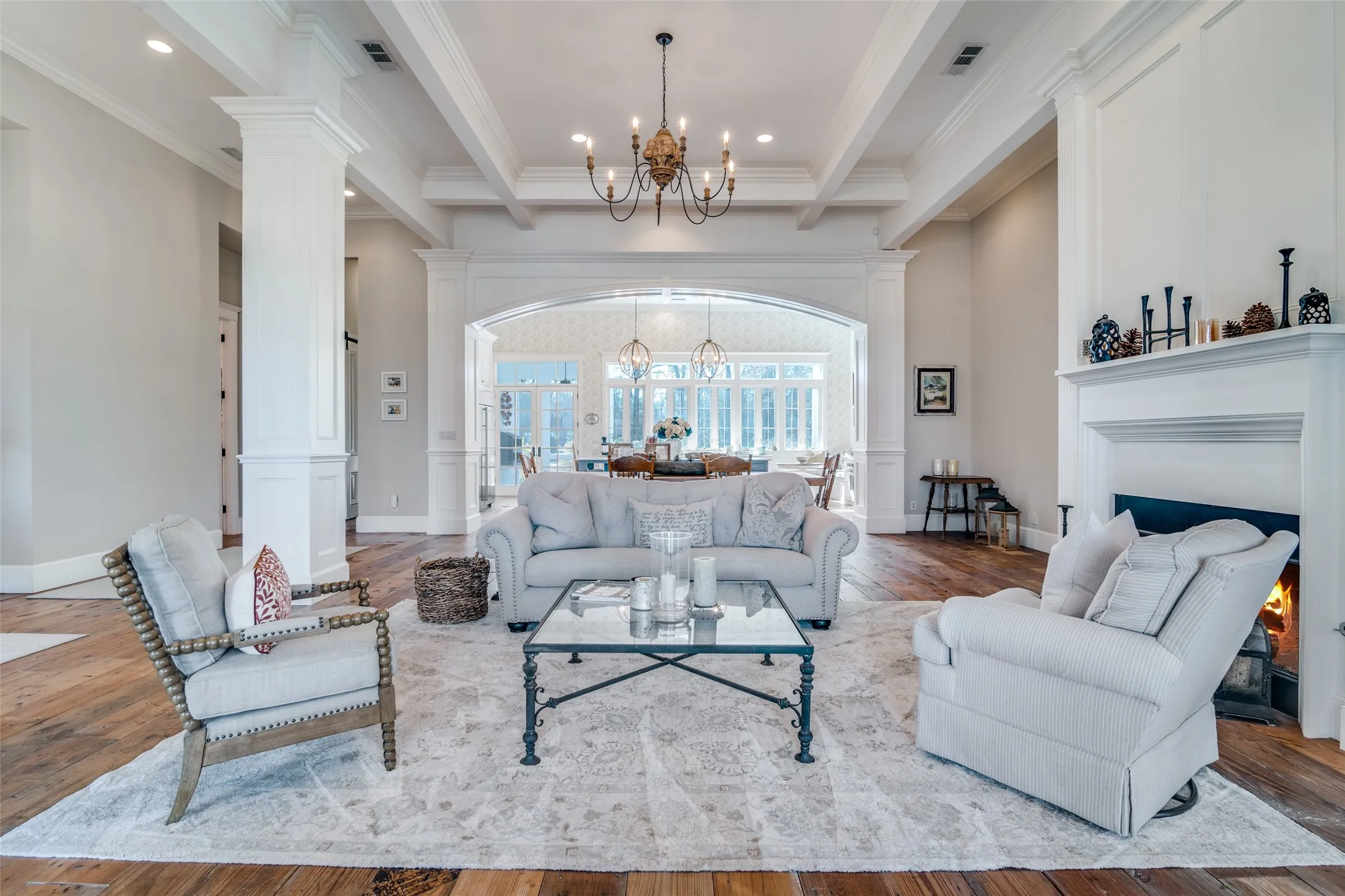 Single Family Residence For Sale in Hunt County , 7968 County Road 2412, Quinlan, Texas 75474, 4 Bedroom, 3 Bathroom, 2 Garage spaces, 4,289 Sqft, built in 2018, mls#21324073, Real Estate Agent in Quinlan, Homes For Sale in Hunt county, Homes For Sale in Quinlan, Realtor in Quinlan Texas, Real Estate Brokerage Independent Realty Texas, Luminita Cordes Realtor