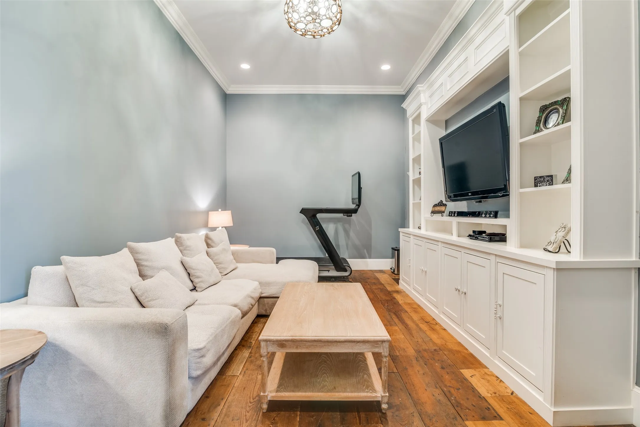 Single Family Residence For Sale in Hunt County , 7968 County Road 2412, Quinlan, Texas 75474, 4 Bedroom, 3 Bathroom, 2 Garage spaces, 4,289 Sqft, built in 2018, mls#21324073, Real Estate Agent in Quinlan, Homes For Sale in Hunt county, Homes For Sale in Quinlan, Realtor in Quinlan Texas, Real Estate Brokerage Independent Realty Texas, Luminita Cordes Realtor