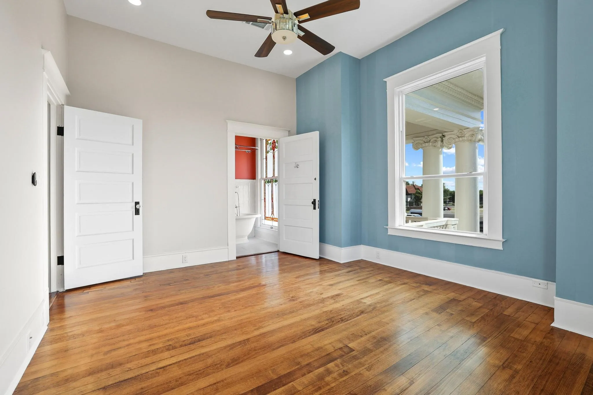 Business For Sale in Grayson County , 511 Travis Street, Sherman, Texas 75090, 0, 0, Garage spaces, 0 Sqft, built in 1900, mls#21323546, Real Estate Agent in Sherman, Homes For Sale in Grayson county, Homes For Sale in Sherman, Realtor in Sherman Texas, Real Estate Brokerage Independent Realty Texas, Luminita Cordes Realtor