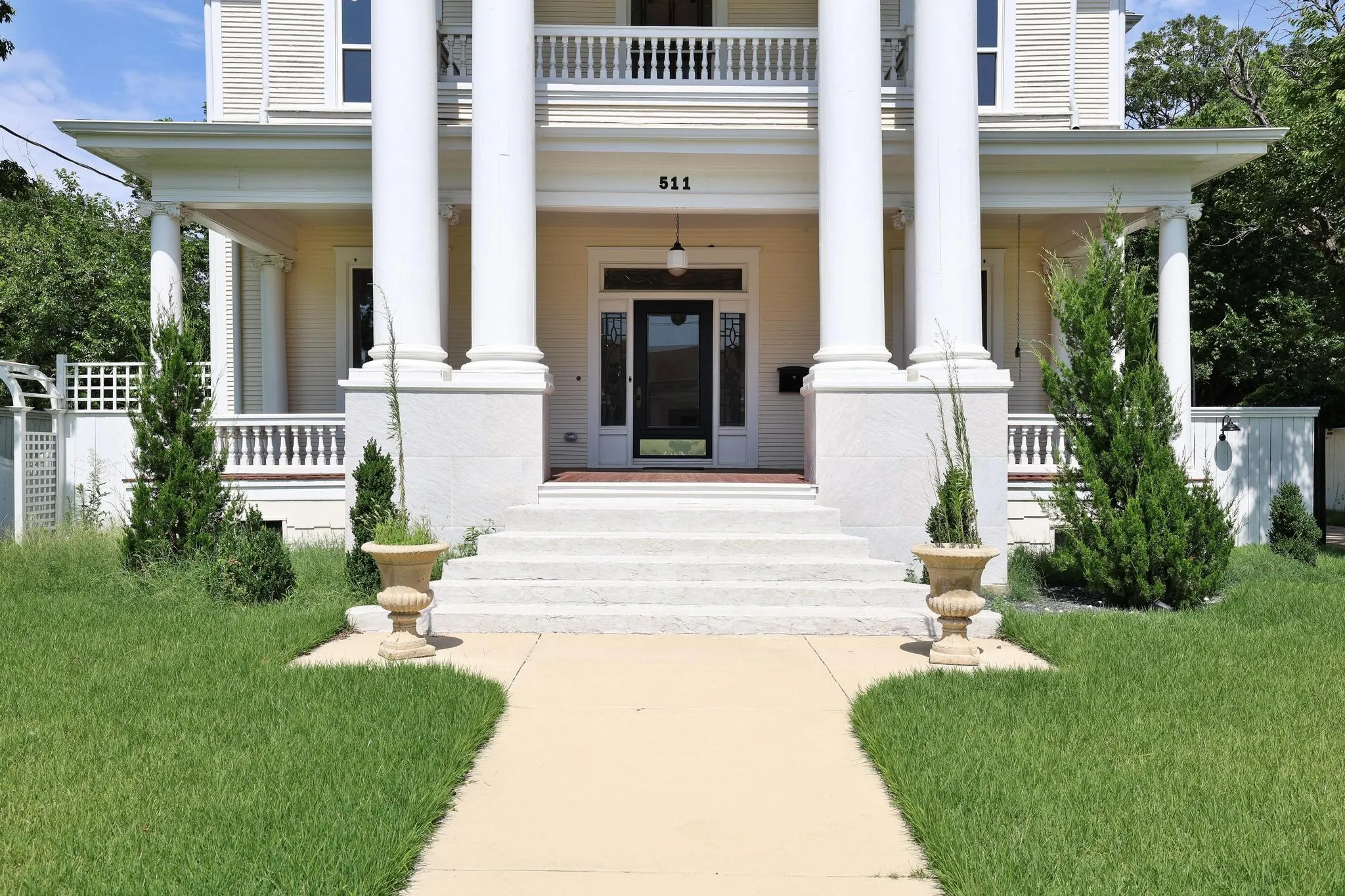 Business For Sale in Grayson County , 511 Travis Street, Sherman, Texas 75090, 0, 0, Garage spaces, 0 Sqft, built in 1900, mls#21323546, Real Estate Agent in Sherman, Homes For Sale in Grayson county, Homes For Sale in Sherman, Realtor in Sherman Texas, Real Estate Brokerage Independent Realty Texas, Luminita Cordes Realtor