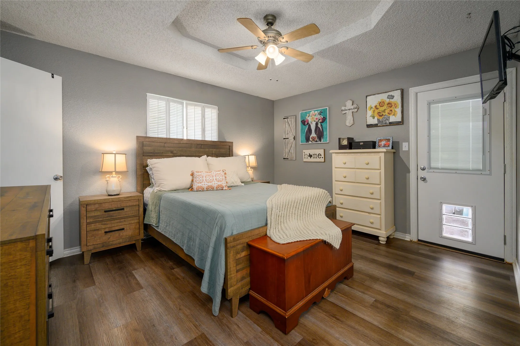 Single Family Residence For Sale in Collin County , 410 E Hazelwood Street, Princeton, Texas 75407, 3 Bedroom, 2 Bathroom, 1 Garage spaces, 1,254 Sqft, built in 1985, mls#21309730, Real Estate Agent in Princeton, Homes For Sale in Collin county, Homes For Sale in Princeton, Realtor in Princeton Texas, Real Estate Brokerage Independent Realty Texas, Luminita Cordes Realtor