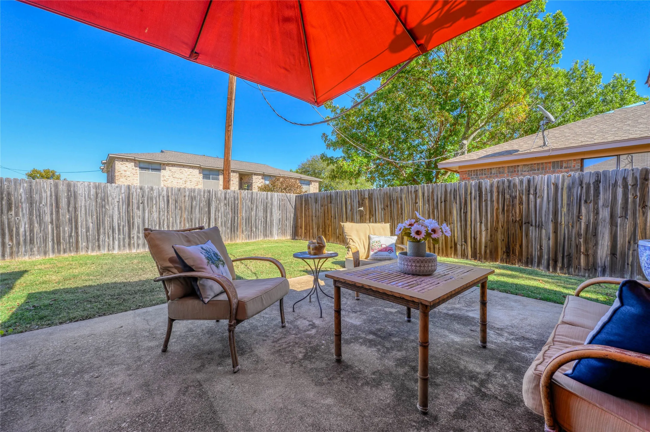Single Family Residence For Sale in Collin County , 410 E Hazelwood Street, Princeton, Texas 75407, 3 Bedroom, 2 Bathroom, 1 Garage spaces, 1,254 Sqft, built in 1985, mls#21309730, Real Estate Agent in Princeton, Homes For Sale in Collin county, Homes For Sale in Princeton, Realtor in Princeton Texas, Real Estate Brokerage Independent Realty Texas, Luminita Cordes Realtor