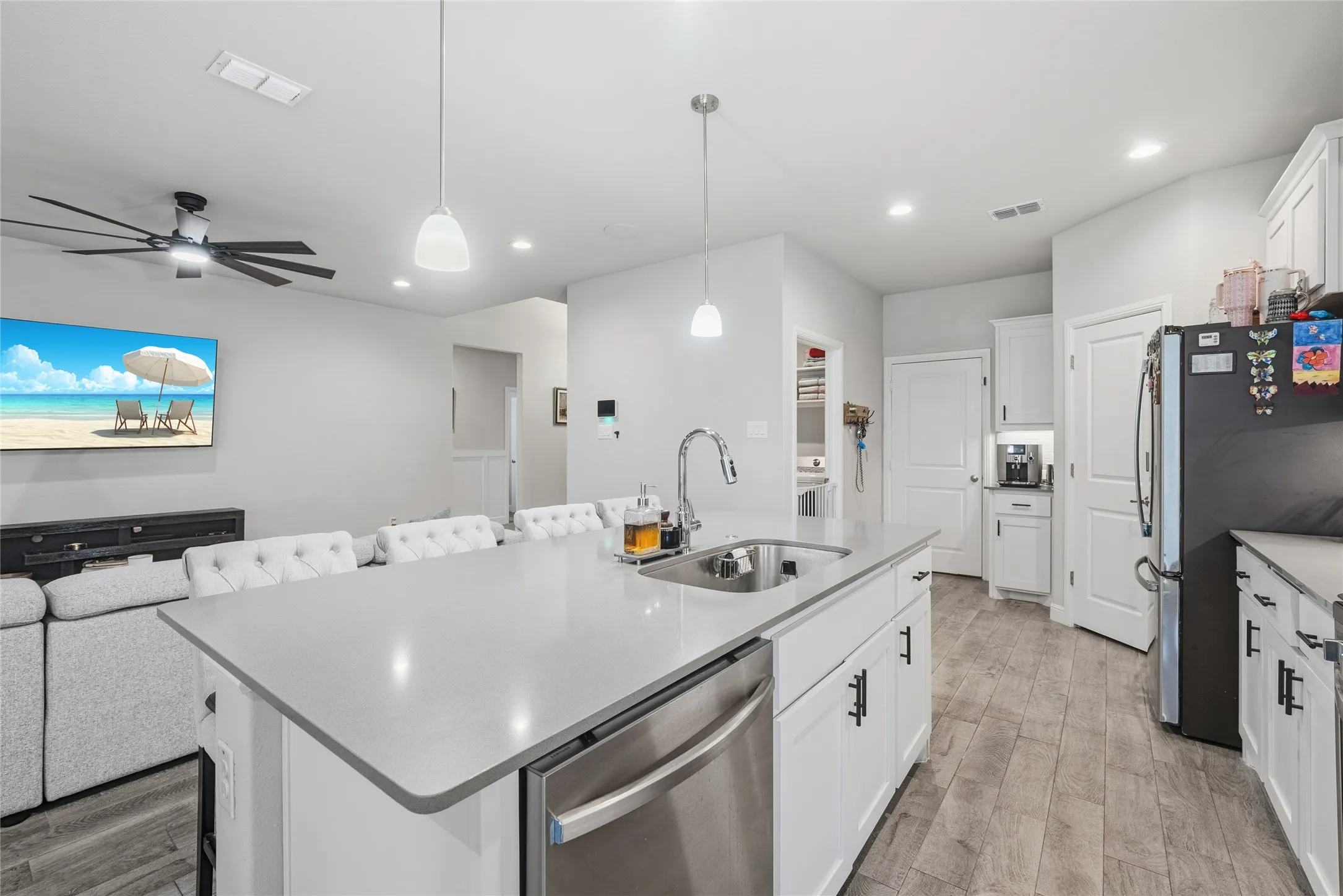 Single Family Residence For Sale in Tarrant County , 11300 Guinness Drive, Fort Worth, Texas 76052, 4 Bedroom, 2 Bathroom, 2 Garage spaces, 1,762 Sqft, built in 2021, Price $370,000, mls#21303453, Real Estate Agent in Fort Worth, Homes For Sale in Tarrant county, Homes For Sale in Fort Worth, Realtor in Fort Worth Texas, Real Estate Brokerage Independent Realty Texas, Luminita Cordes Realtor