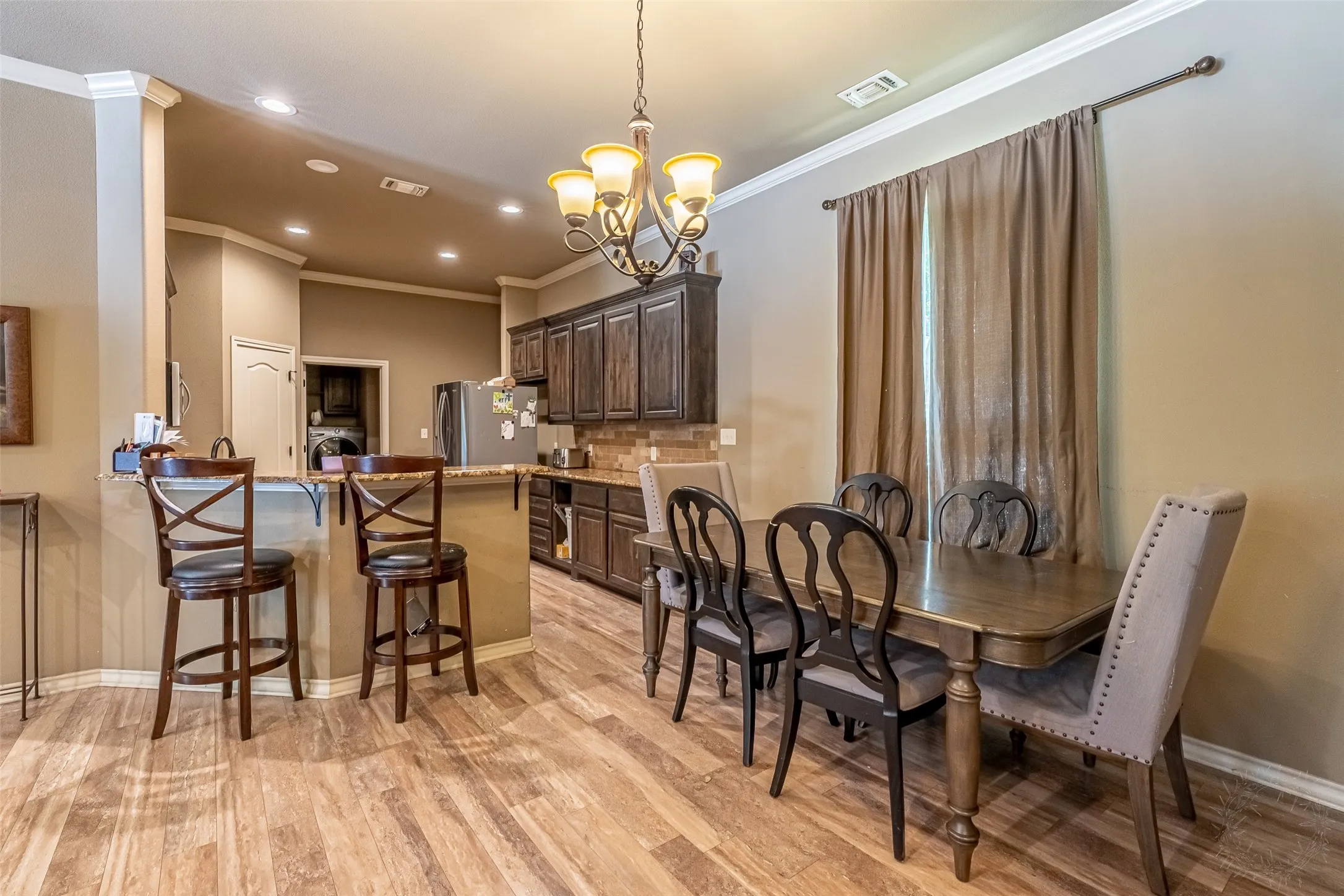 Single Family Residence For Sale in Erath County , 712 Spring Meadow Street, Stephenville, Texas 76401, 3 Bedrooms, 2 Bathrooms, 2 Garage spaces, 1,858 Sqft, built in 2016, Price $415,000, mls#21311410, Real Estate Agent in Stephenville, Homes For Sale in Erath county, Homes For Sale in Stephenville, Realtor in Stephenville Texas, Real Estate Brokerage Independent Realty Texas, Luminita Cordes Realtor