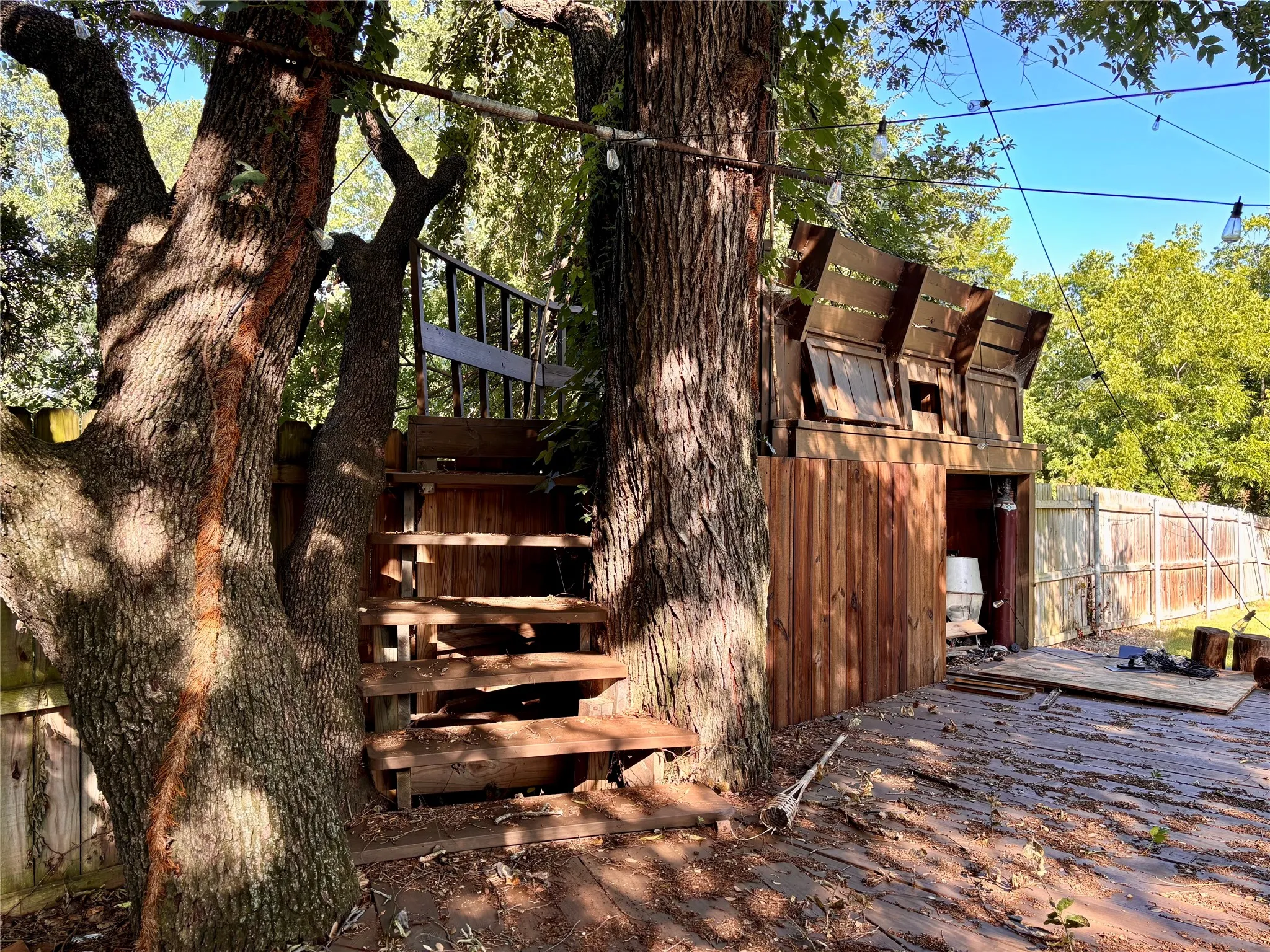 Single Family Residence For Sale in Erath County , 712 Spring Meadow Street, Stephenville, Texas 76401, 3 Bedrooms, 2 Bathrooms, 2 Garage spaces, 1,858 Sqft, built in 2016, Price $415,000, mls#21311410, Real Estate Agent in Stephenville, Homes For Sale in Erath county, Homes For Sale in Stephenville, Realtor in Stephenville Texas, Real Estate Brokerage Independent Realty Texas, Luminita Cordes Realtor