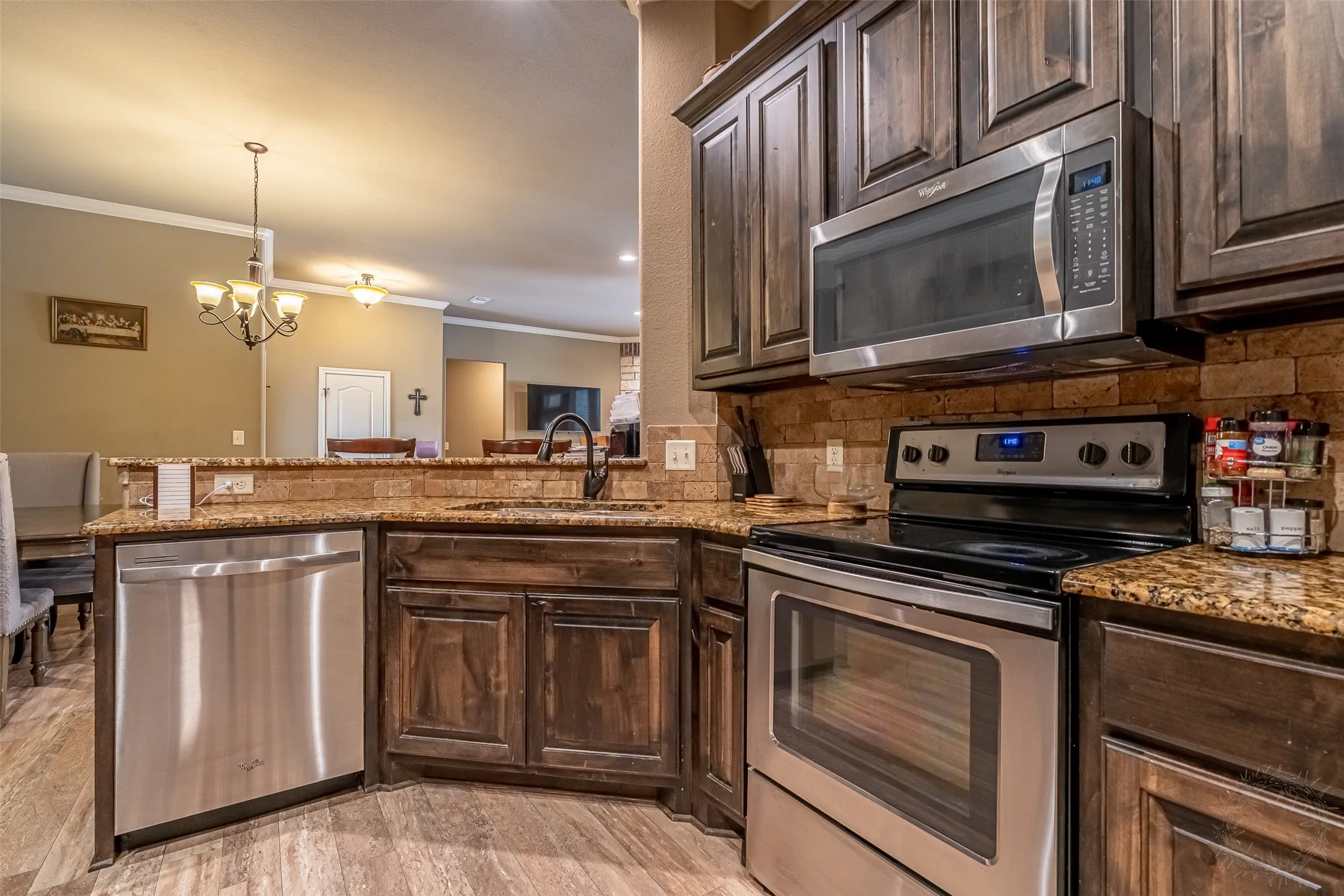 Single Family Residence For Sale in Erath County , 712 Spring Meadow Street, Stephenville, Texas 76401, 3 Bedrooms, 2 Bathrooms, 2 Garage spaces, 1,858 Sqft, built in 2016, Price $415,000, mls#21311410, Real Estate Agent in Stephenville, Homes For Sale in Erath county, Homes For Sale in Stephenville, Realtor in Stephenville Texas, Real Estate Brokerage Independent Realty Texas, Luminita Cordes Realtor