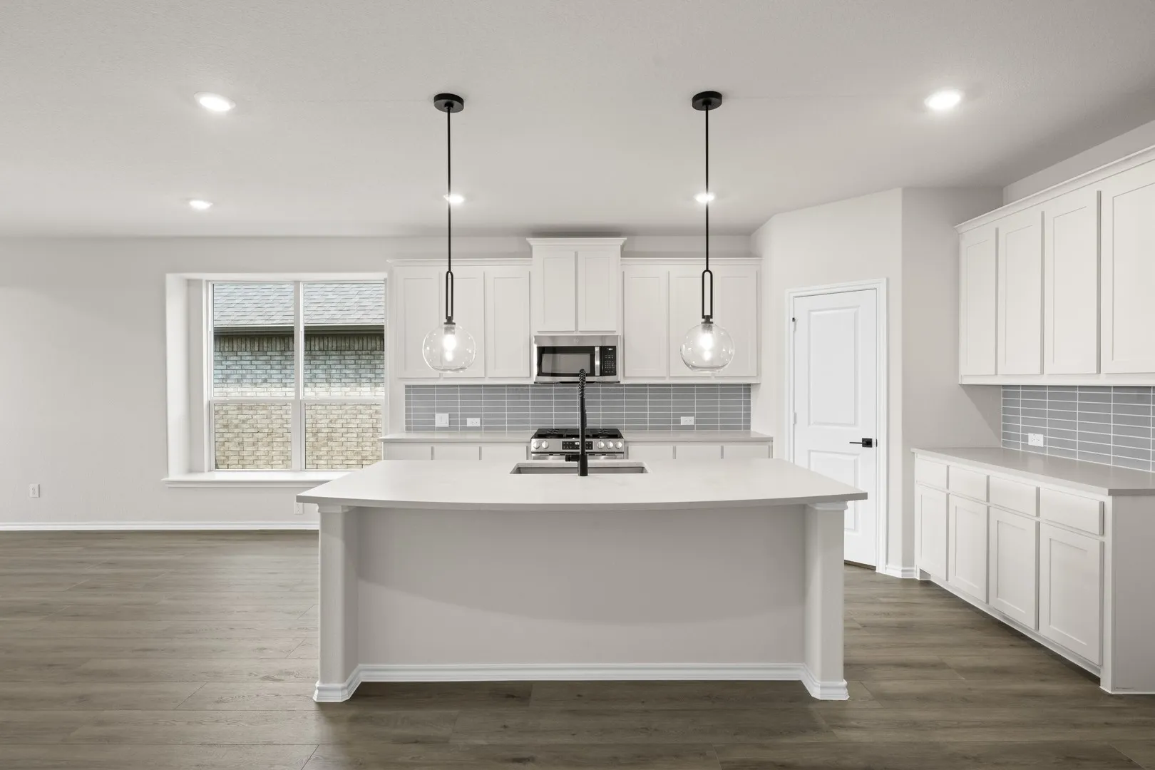 Single Family Residence For Sale in Denton County , 7325 Lavender Lane, Ponder, Texas 76259, 5 Bedroom, 3 Bathroom, 2 Garage spaces, 2,888 Sqft, built in 2026, mls#21324088, Real Estate Agent in Ponder, Homes For Sale in Denton county, Homes For Sale in Ponder, Realtor in Ponder Texas, Real Estate Brokerage Independent Realty Texas, Luminita Cordes Realtor