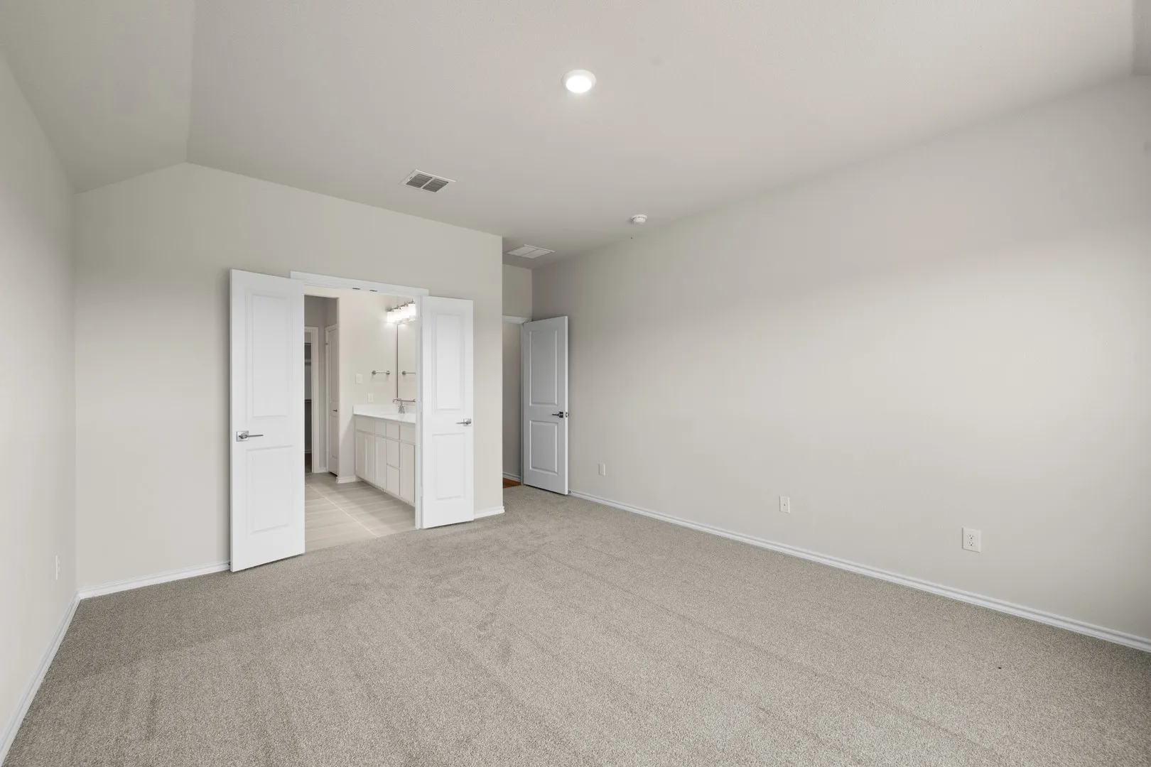 DFW-Meadow Park-Concept 1660-7405 Lavender Lane-Primary Suite- Risewell Homes-2