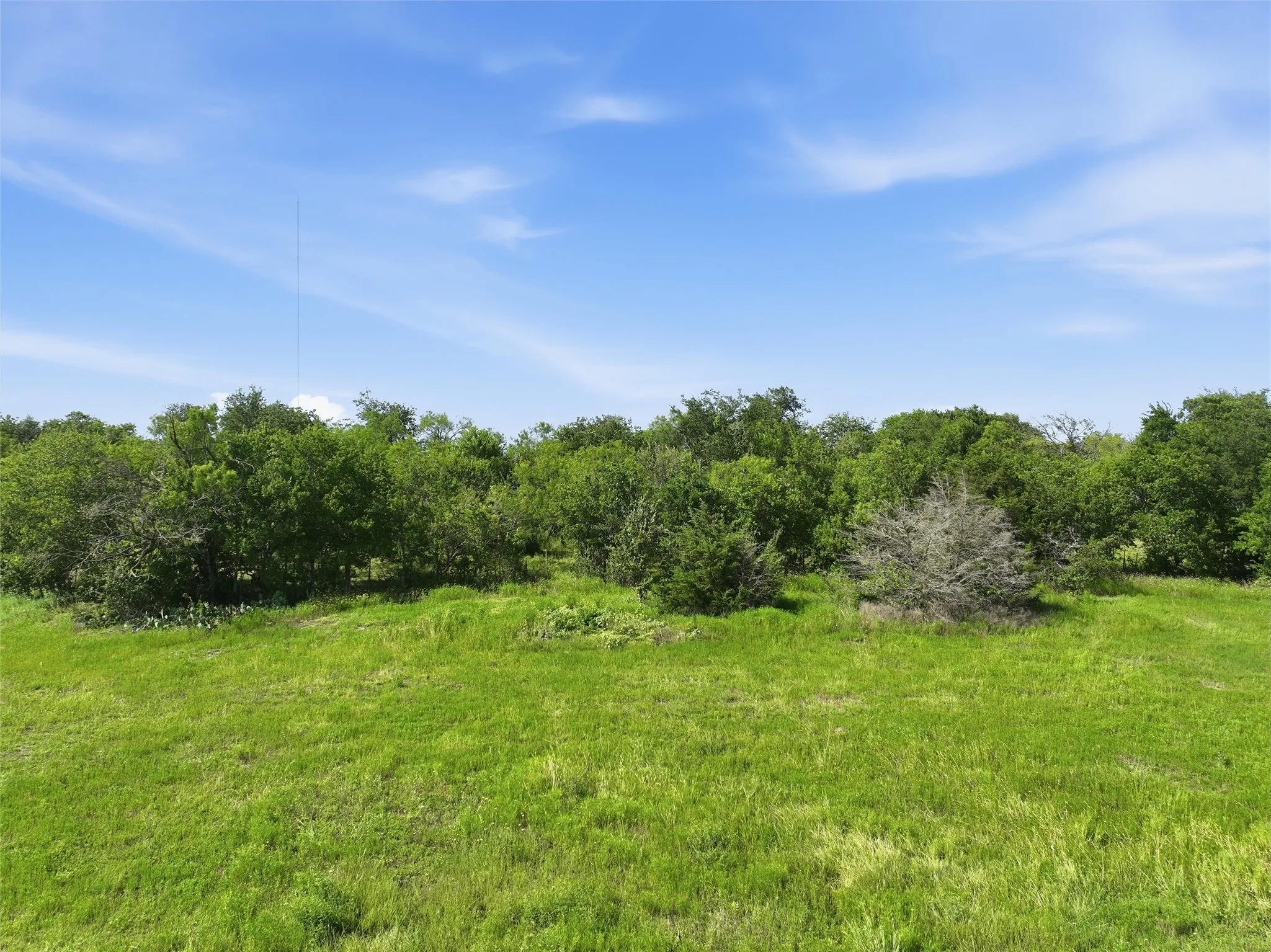 Farm For Sale in Mc Lennan County , 4554 Eddy Gatesville Parkway, Moody, Texas 76557, 1 Bedroom, 1 Bathroom, Garage spaces, 572 Sqft, built in 2003, mls#21317095, Real Estate Agent in Moody, Homes For Sale in Mc Lennan county, Homes For Sale in Moody, Realtor in Moody Texas, Real Estate Brokerage Independent Realty Texas, Luminita Cordes Realtor