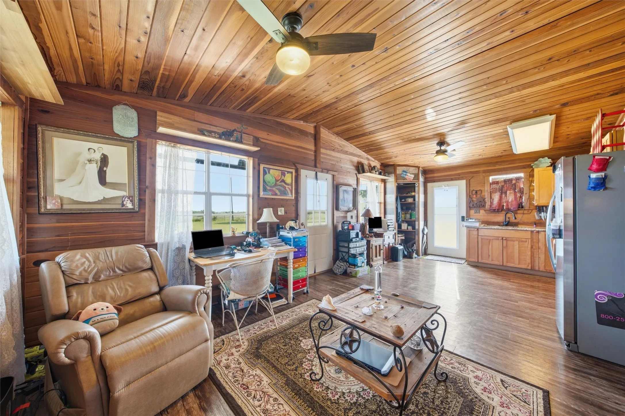 Farm For Sale in Mc Lennan County , 4554 Eddy Gatesville Parkway, Moody, Texas 76557, 1 Bedroom, 1 Bathroom, Garage spaces, 572 Sqft, built in 2003, mls#21317095, Real Estate Agent in Moody, Homes For Sale in Mc Lennan county, Homes For Sale in Moody, Realtor in Moody Texas, Real Estate Brokerage Independent Realty Texas, Luminita Cordes Realtor