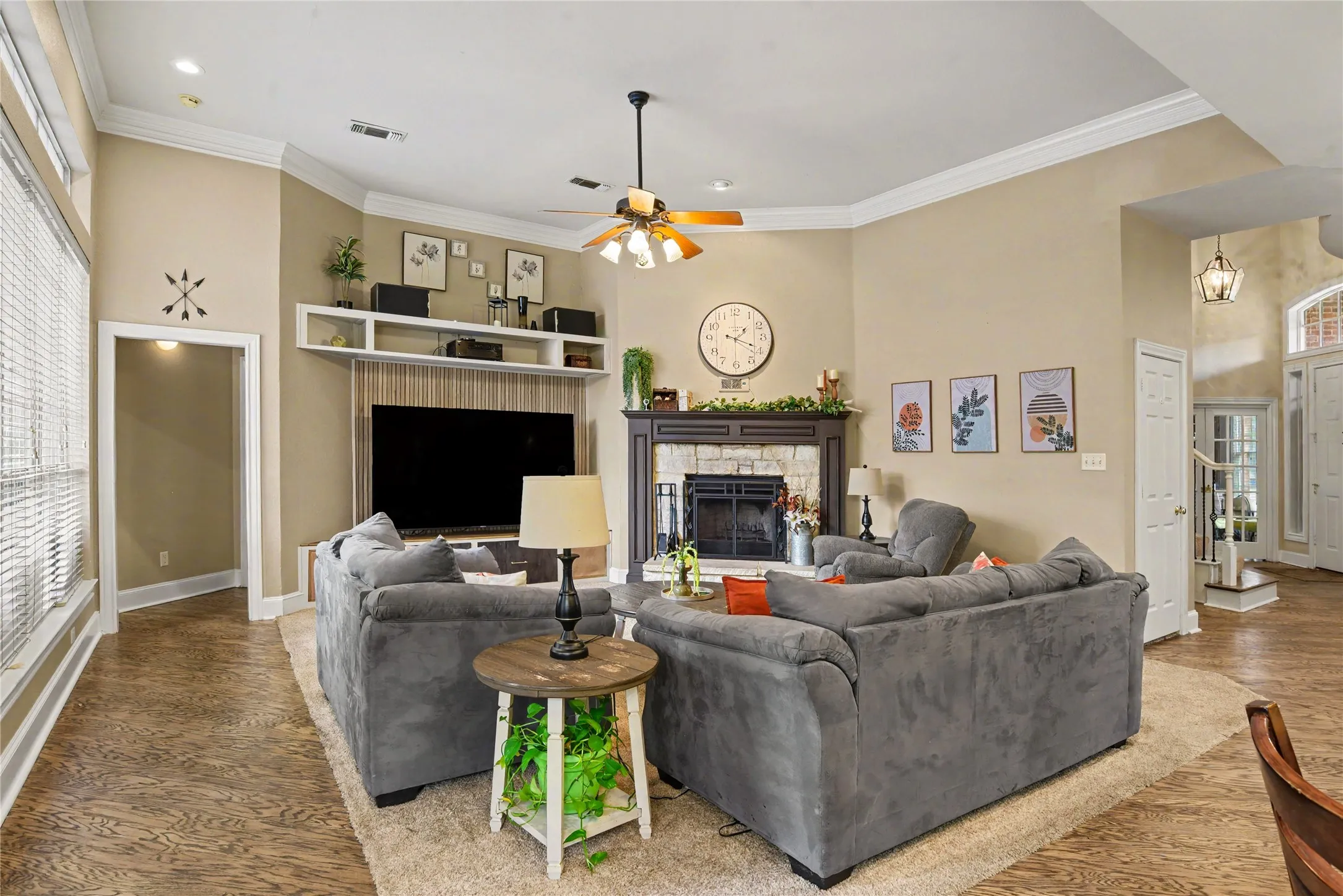 Single Family Residence For Sale in Kaufman County , 4 Griffith Court, Terrell, Texas 75160, 4 Bedroom, 3 Bathroom, 2 Garage spaces, 3,146 Sqft, built in 2000, mls#21324161, Real Estate Agent in Terrell, Homes For Sale in Kaufman county, Homes For Sale in Terrell, Realtor in Terrell Texas, Real Estate Brokerage Independent Realty Texas, Luminita Cordes Realtor