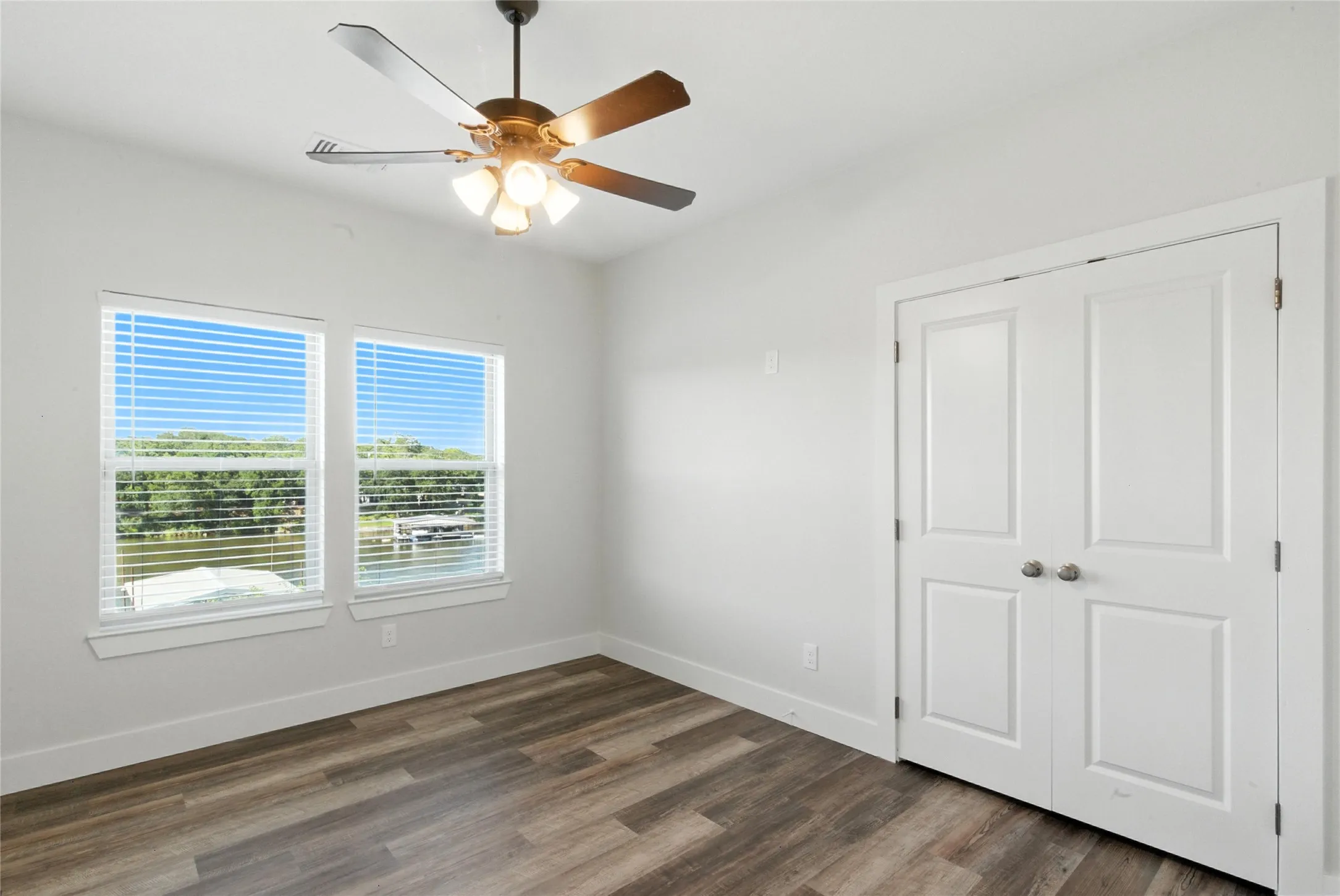 Single Family Residence For Sale in Wise County , 216 Private Road 1735, Chico, Texas 76431, 3 Bedrooms, 3 Bathrooms, Garage spaces, 2,180 Sqft, built in 1979, Price $1,175,000, mls#21324173, Real Estate Agent in Chico, Homes For Sale in Wise county, Homes For Sale in Chico, Realtor in Chico Texas, Real Estate Brokerage Independent Realty Texas, Luminita Cordes Realtor