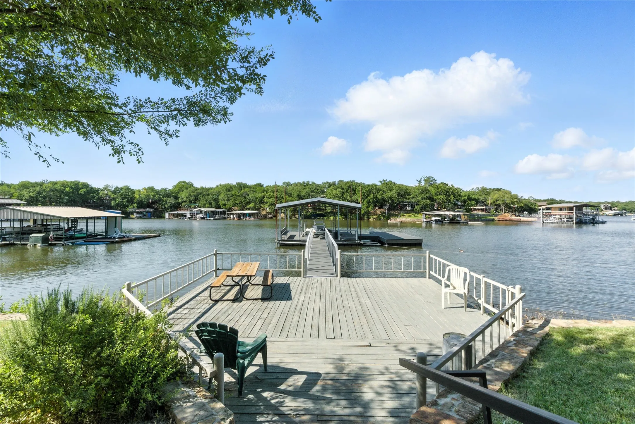 Single Family Residence For Sale in Wise County , 216 Private Road 1735, Chico, Texas 76431, 3 Bedrooms, 3 Bathrooms, Garage spaces, 2,180 Sqft, built in 1979, Price $1,175,000, mls#21324173, Real Estate Agent in Chico, Homes For Sale in Wise county, Homes For Sale in Chico, Realtor in Chico Texas, Real Estate Brokerage Independent Realty Texas, Luminita Cordes Realtor