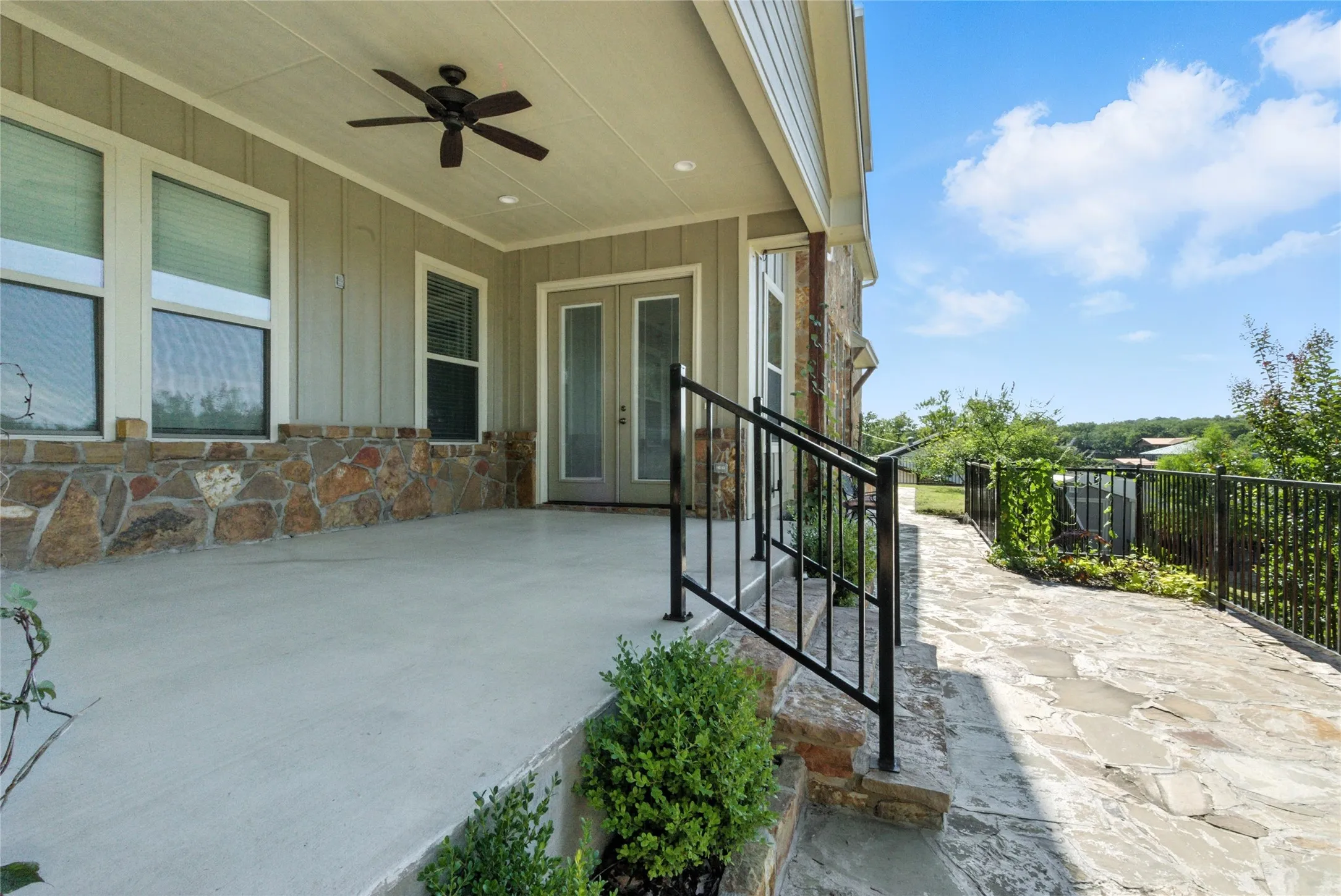 Single Family Residence For Sale in Wise County , 216 Private Road 1735, Chico, Texas 76431, 3 Bedrooms, 3 Bathrooms, Garage spaces, 2,180 Sqft, built in 1979, Price $1,175,000, mls#21324173, Real Estate Agent in Chico, Homes For Sale in Wise county, Homes For Sale in Chico, Realtor in Chico Texas, Real Estate Brokerage Independent Realty Texas, Luminita Cordes Realtor