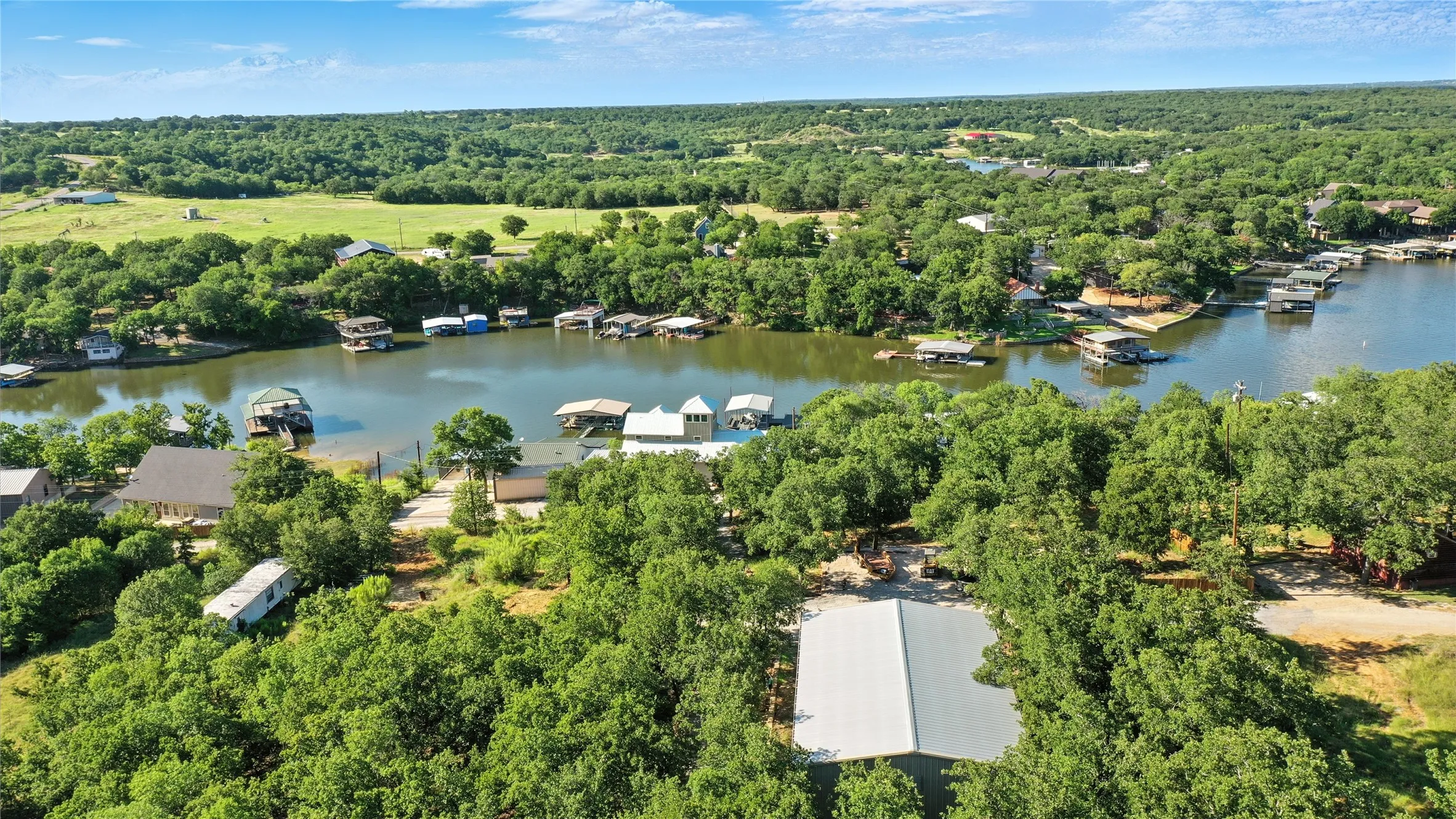 Single Family Residence For Sale in Wise County , 216 Private Road 1735, Chico, Texas 76431, 3 Bedrooms, 3 Bathrooms, Garage spaces, 2,180 Sqft, built in 1979, Price $1,175,000, mls#21324173, Real Estate Agent in Chico, Homes For Sale in Wise county, Homes For Sale in Chico, Realtor in Chico Texas, Real Estate Brokerage Independent Realty Texas, Luminita Cordes Realtor