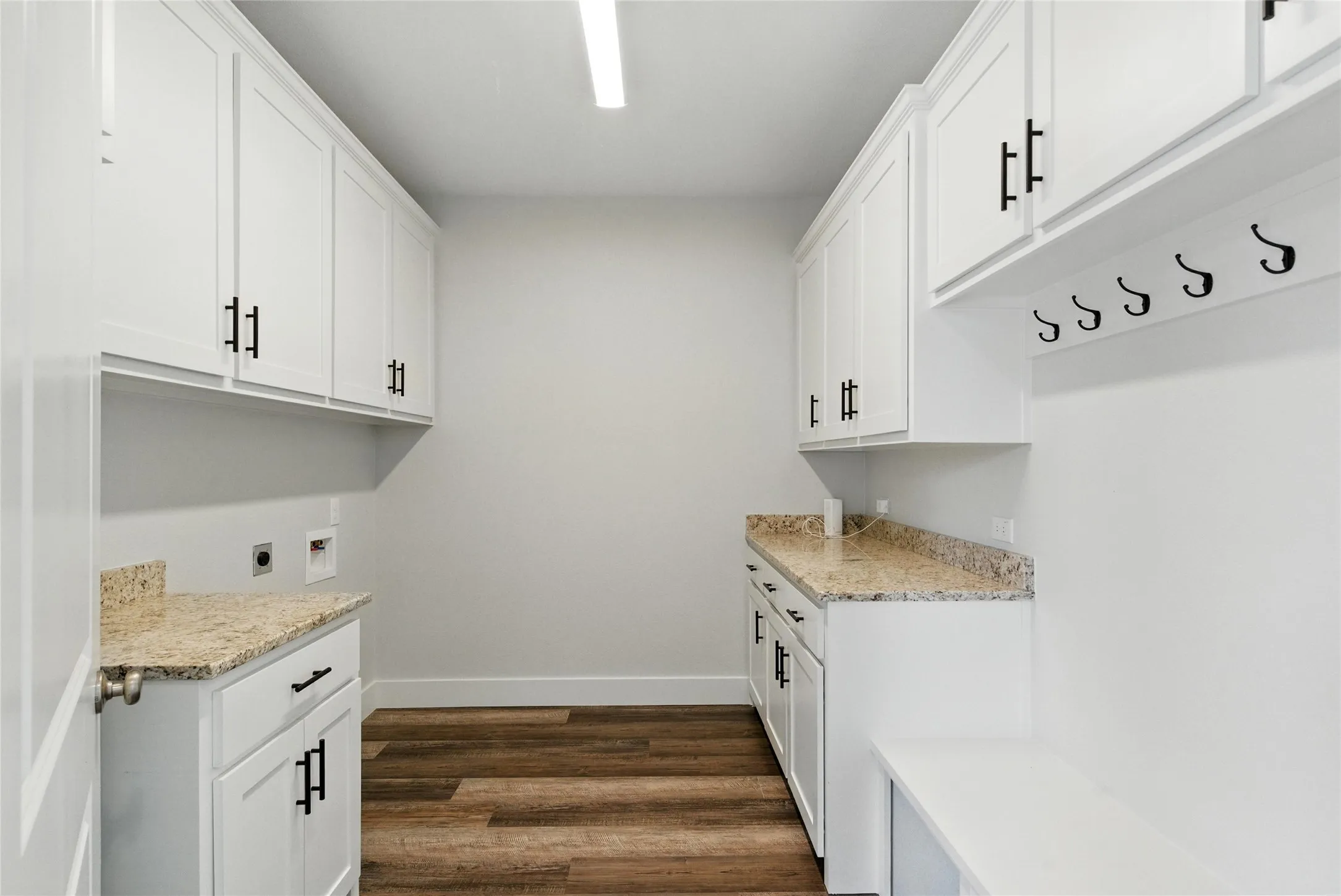 Single Family Residence For Sale in Wise County , 216 Private Road 1735, Chico, Texas 76431, 3 Bedrooms, 3 Bathrooms, Garage spaces, 2,180 Sqft, built in 1979, Price $1,175,000, mls#21324173, Real Estate Agent in Chico, Homes For Sale in Wise county, Homes For Sale in Chico, Realtor in Chico Texas, Real Estate Brokerage Independent Realty Texas, Luminita Cordes Realtor