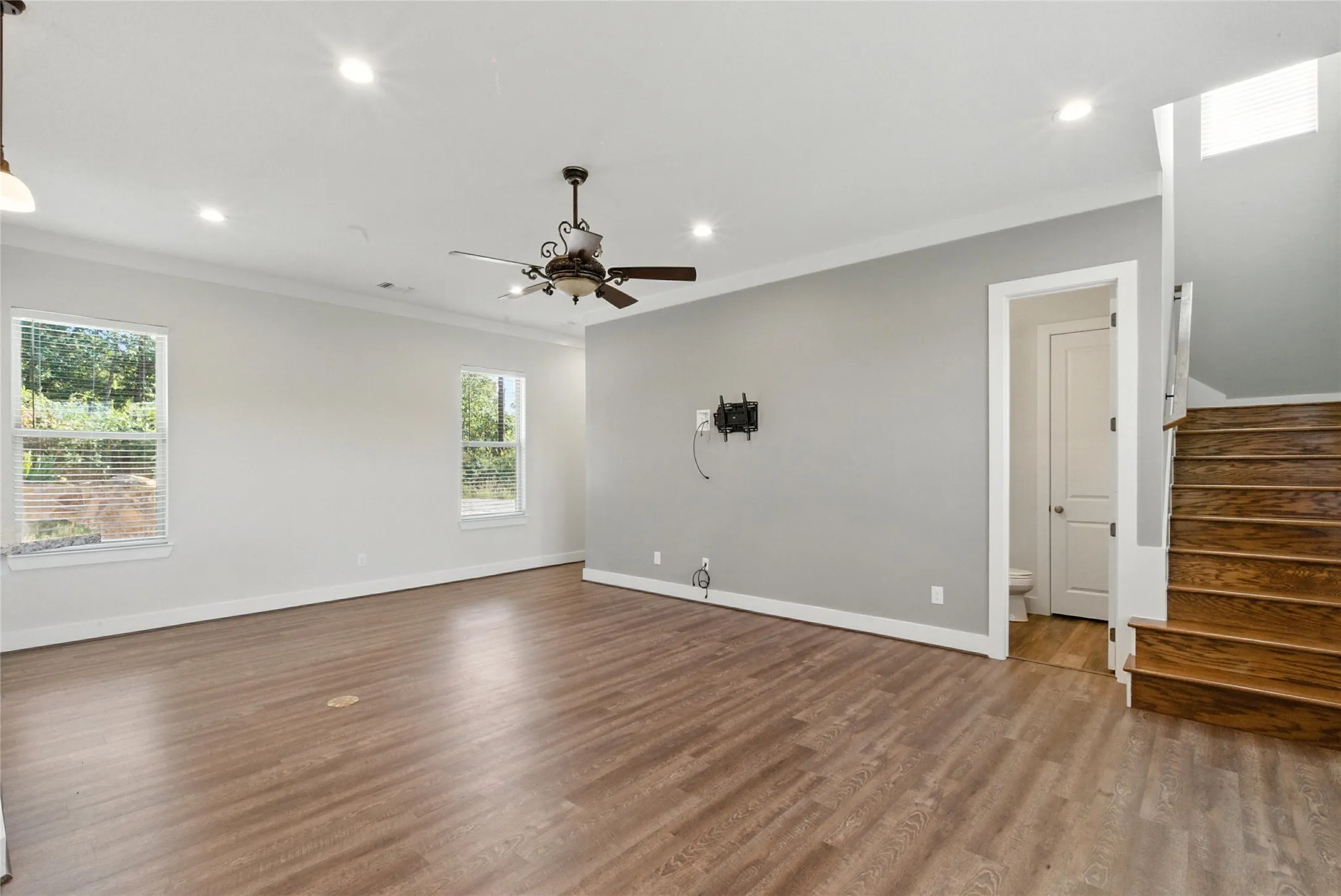 Single Family Residence For Sale in Wise County , 216 Private Road 1735, Chico, Texas 76431, 3 Bedrooms, 3 Bathrooms, Garage spaces, 2,180 Sqft, built in 1979, Price $1,175,000, mls#21324173, Real Estate Agent in Chico, Homes For Sale in Wise county, Homes For Sale in Chico, Realtor in Chico Texas, Real Estate Brokerage Independent Realty Texas, Luminita Cordes Realtor
