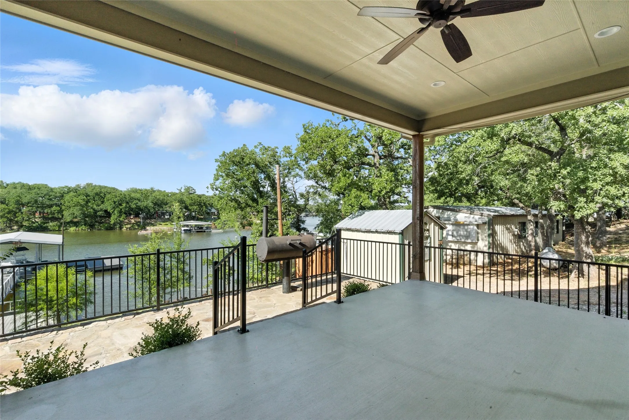 Single Family Residence For Sale in Wise County , 216 Private Road 1735, Chico, Texas 76431, 3 Bedrooms, 3 Bathrooms, Garage spaces, 2,180 Sqft, built in 1979, Price $1,175,000, mls#21324173, Real Estate Agent in Chico, Homes For Sale in Wise county, Homes For Sale in Chico, Realtor in Chico Texas, Real Estate Brokerage Independent Realty Texas, Luminita Cordes Realtor