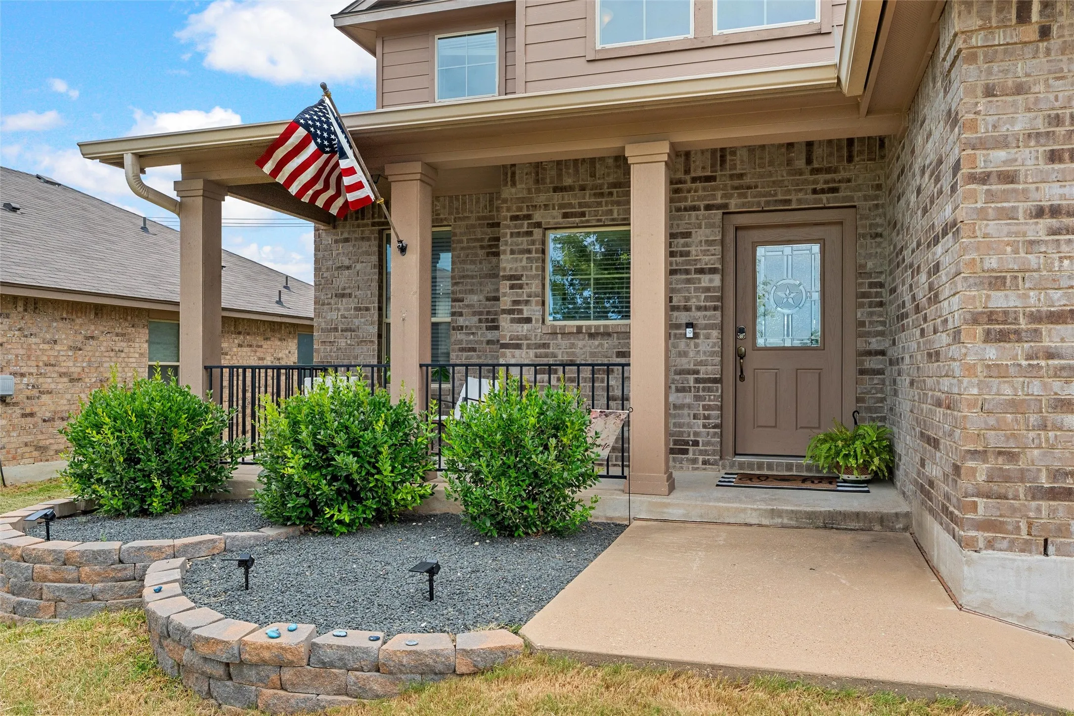 Single Family Residence For Sale in Mc Lennan County , 11116 Whitlock Drive, Lorena, Texas 76655, 5 Bedroom, 3 Bathroom, 2 Garage spaces, 2,565 Sqft, built in 2018, mls#21323603, Real Estate Agent in Lorena, Homes For Sale in Mc Lennan county, Homes For Sale in Lorena, Realtor in Lorena Texas, Real Estate Brokerage Independent Realty Texas, Luminita Cordes Realtor