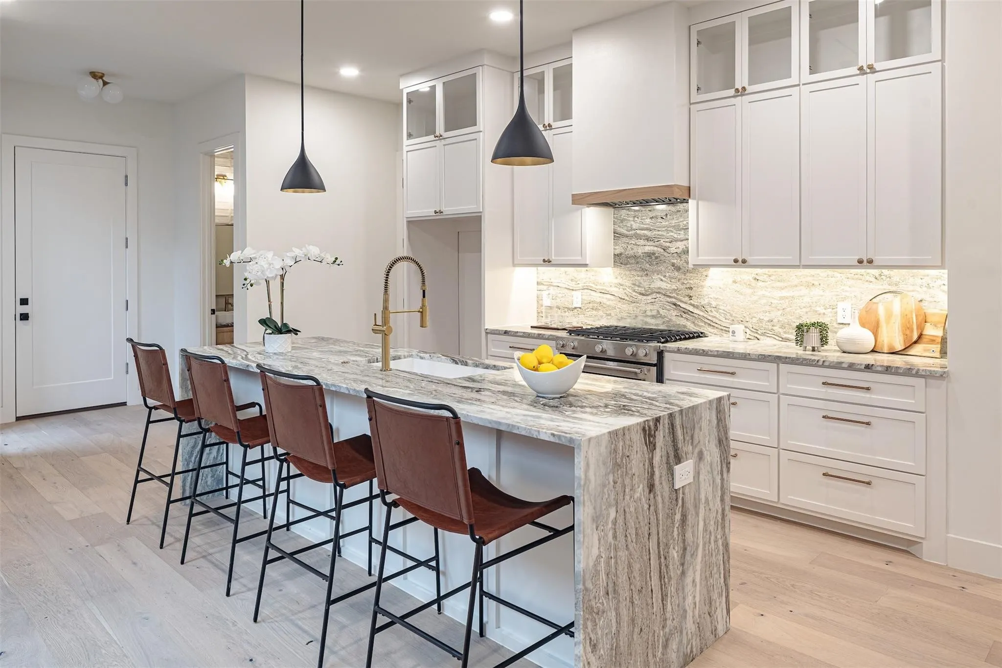 Single Family Residence For Rent in Dallas County , 2001 Lucille Street, Dallas, Texas 75204, 3 Bedroom, 4 Bathroom, 2 Garage spaces, 2,258 Sqft, built in 2025, mls#21323426, Real Estate Agent in Dallas, Homes For Rent in Dallas county, Homes For Rent in Dallas, Realtor in Dallas Texas, Real Estate Brokerage Independent Realty Texas, Luminita Cordes Realtor