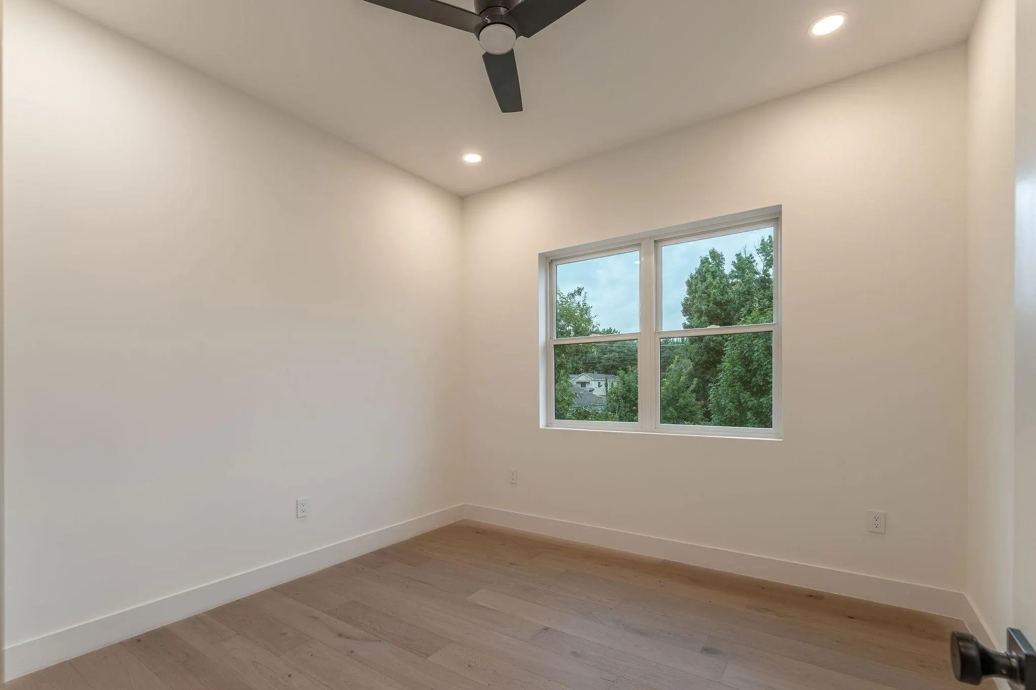 Single Family Residence For Rent in Dallas County , 2001 Lucille Street, Dallas, Texas 75204, 3 Bedroom, 4 Bathroom, 2 Garage spaces, 2,258 Sqft, built in 2025, mls#21323426, Real Estate Agent in Dallas, Homes For Rent in Dallas county, Homes For Rent in Dallas, Realtor in Dallas Texas, Real Estate Brokerage Independent Realty Texas, Luminita Cordes Realtor