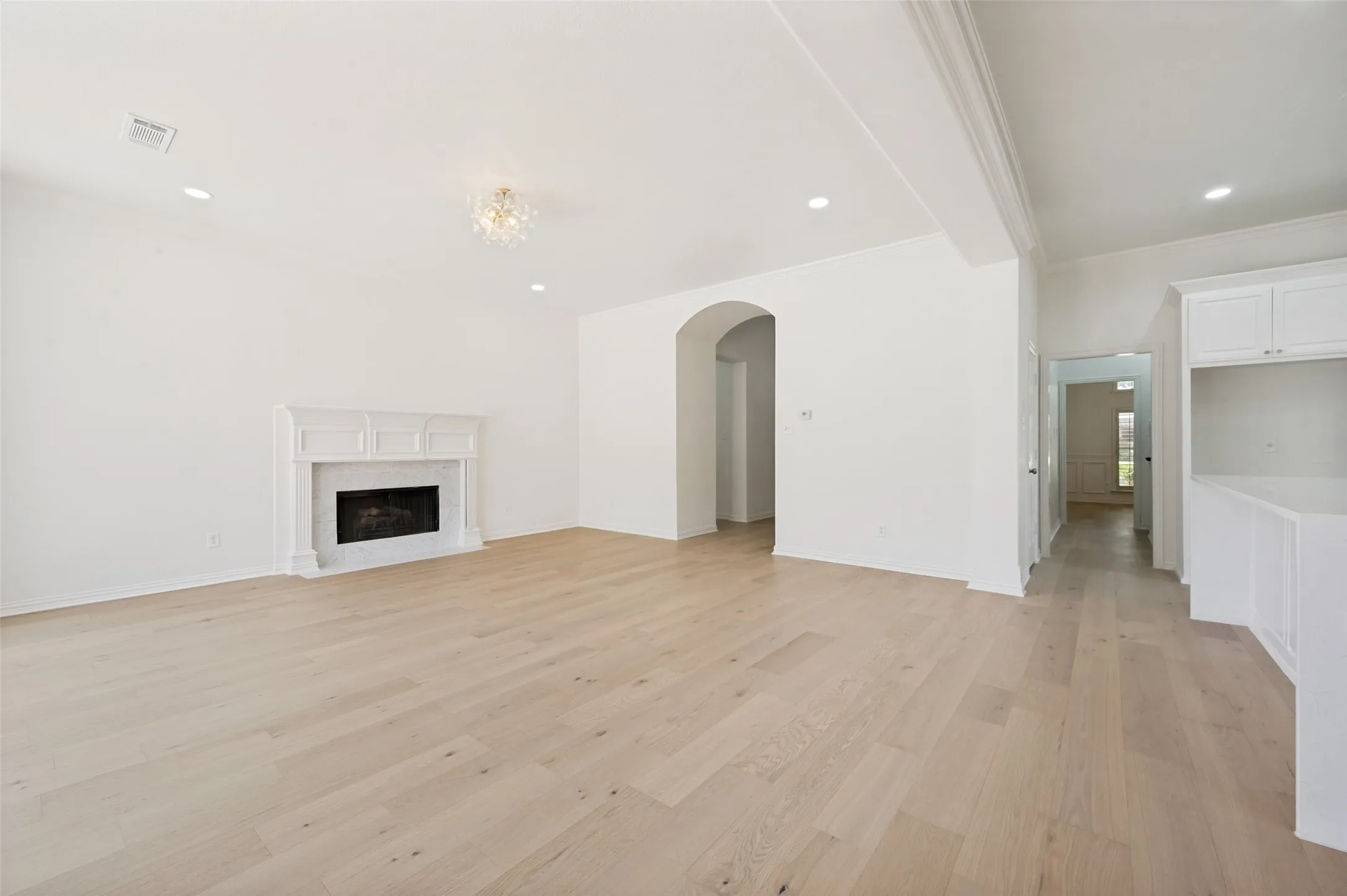 Single Family Residence For Sale in Denton County , 4336 Veneto Drive, Frisco, Texas 75033, 5 Bedroom, 4 Bathroom, 3 Garage spaces, 3,668 Sqft, built in 2001, mls#21322525, Real Estate Agent in Frisco, Homes For Sale in Denton county, Homes For Sale in Frisco, Realtor in Frisco Texas, Real Estate Brokerage Independent Realty Texas, Luminita Cordes Realtor
