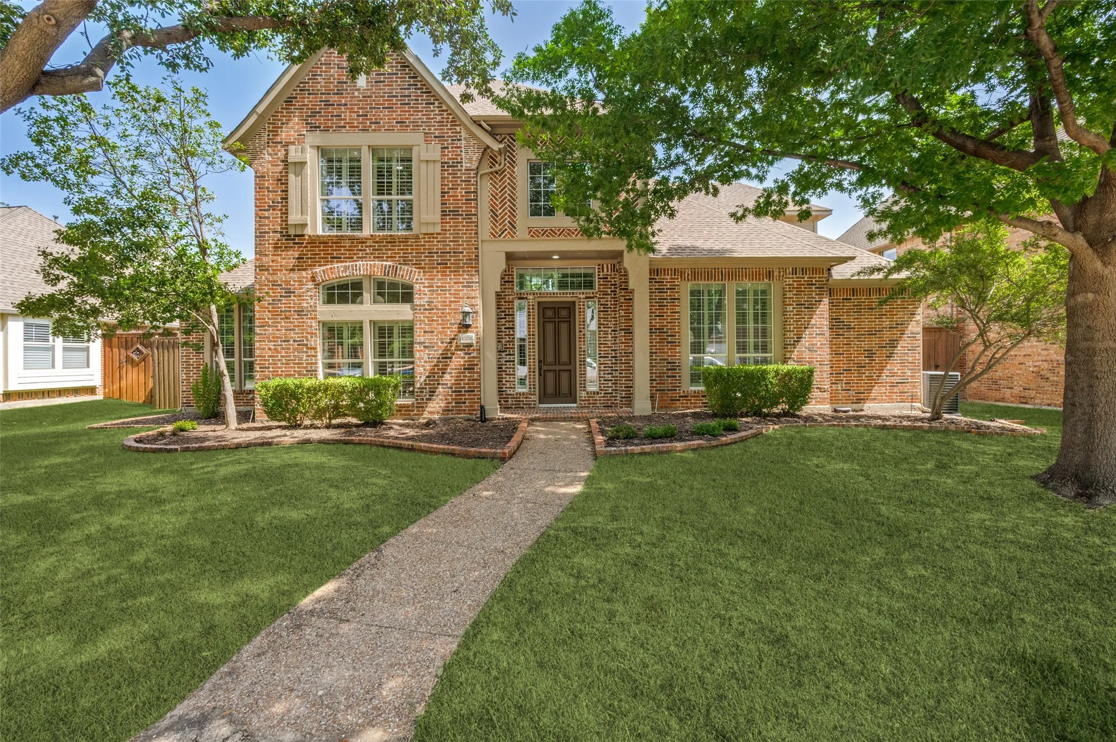 Single Family Residence For Sale in Denton County , 4336 Veneto Drive, Frisco, Texas 75033, 5 Bedroom, 4 Bathroom, 3 Garage spaces, 3,668 Sqft, built in 2001, mls#21322525, Real Estate Agent in Frisco, Homes For Sale in Denton county, Homes For Sale in Frisco, Realtor in Frisco Texas, Real Estate Brokerage Independent Realty Texas, Luminita Cordes Realtor