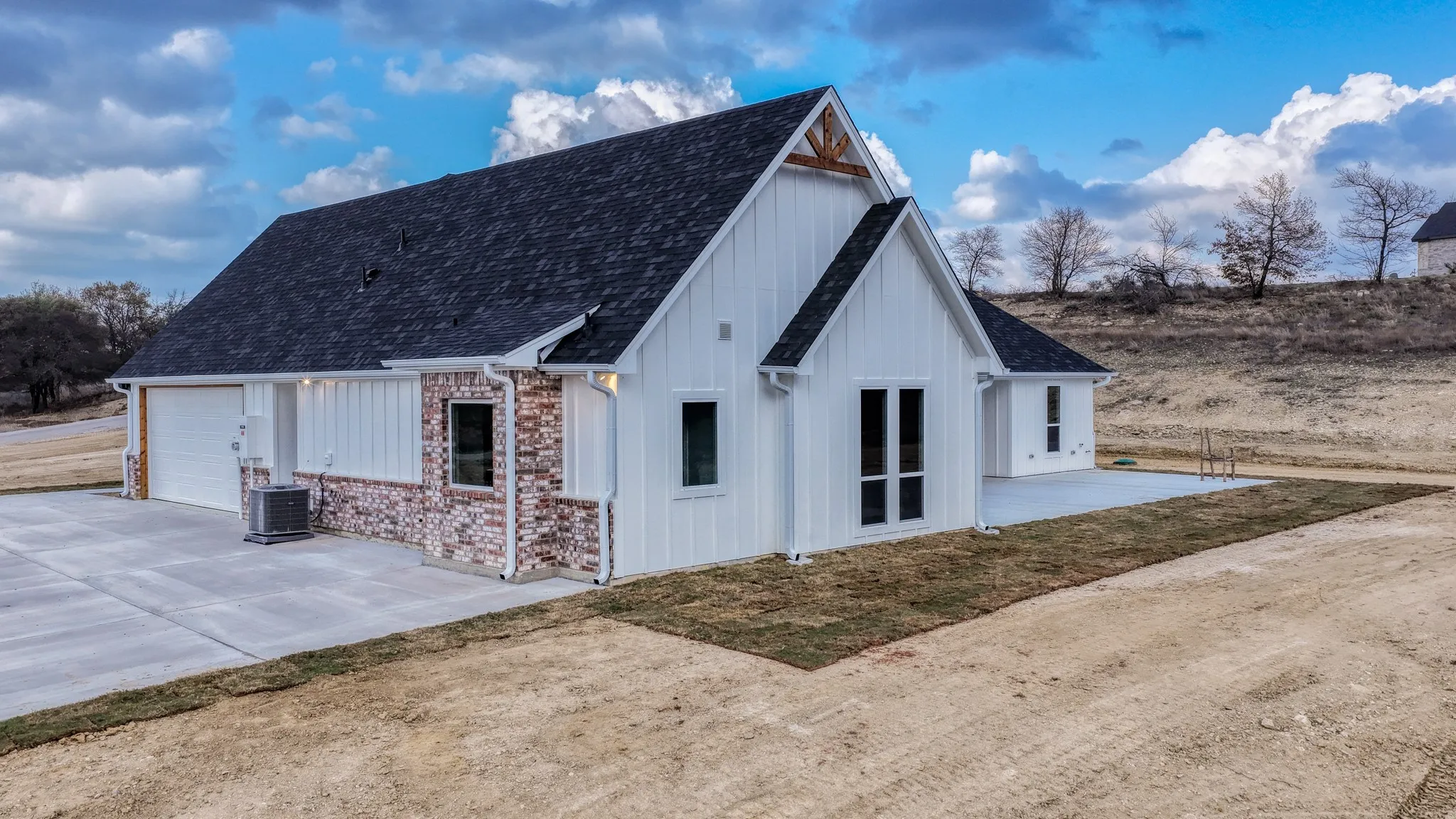 Single Family Residence For Sale in Hood County , Ava TBD Neri Road, Granbury, Texas 76049, 3 Bedroom, 3 Bathroom, 2 Garage spaces, 2,112 Sqft, built in 2026, mls#21297111, Real Estate Agent in Granbury, Homes For Sale in Hood county, Homes For Sale in Granbury, Realtor in Granbury Texas, Real Estate Brokerage Independent Realty Texas, Luminita Cordes Realtor