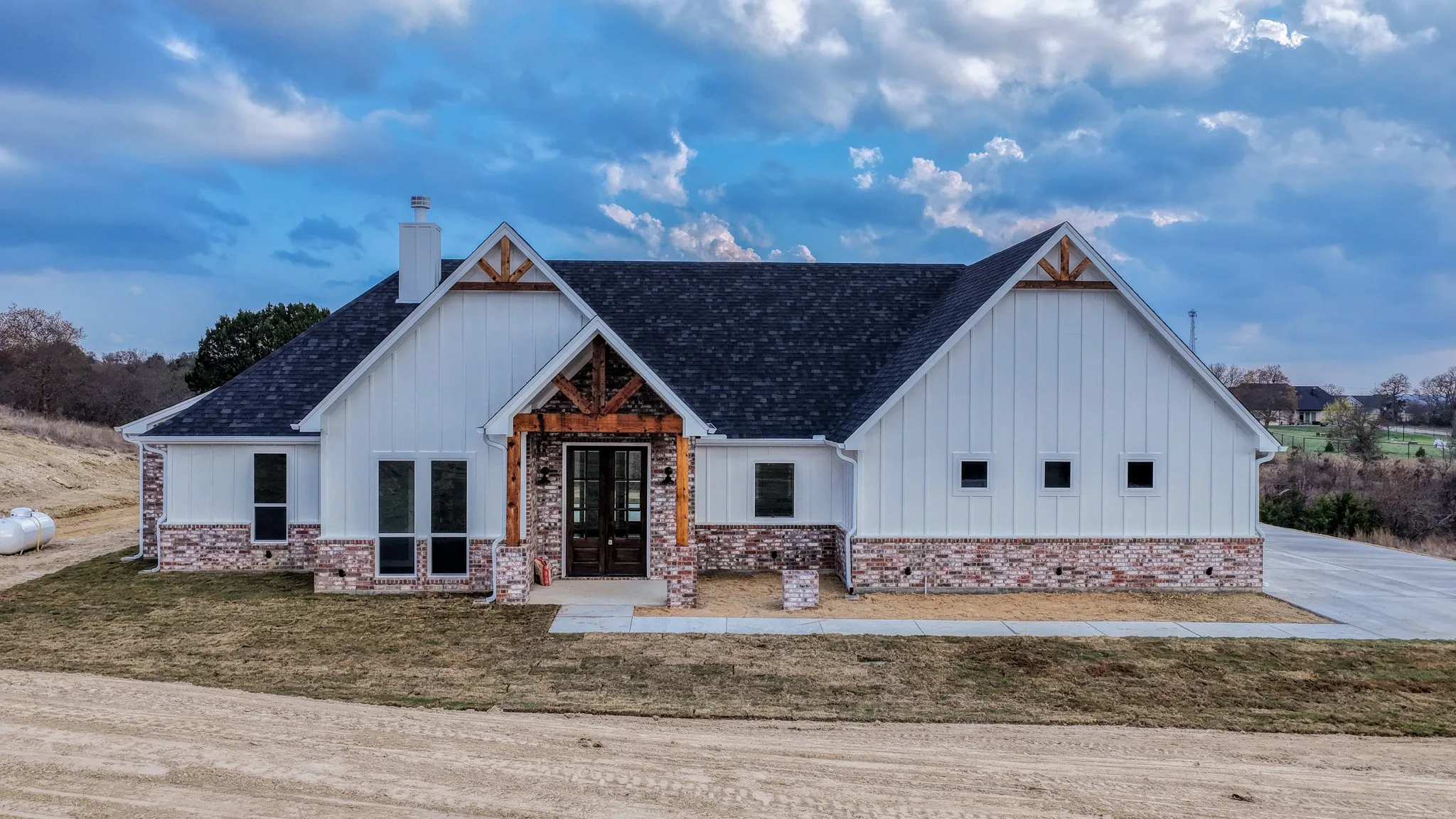 Single Family Residence For Sale in Hood County , Ava TBD Neri Road, Granbury, Texas 76049, 3 Bedroom, 3 Bathroom, 2 Garage spaces, 2,112 Sqft, built in 2026, mls#21297111, Real Estate Agent in Granbury, Homes For Sale in Hood county, Homes For Sale in Granbury, Realtor in Granbury Texas, Real Estate Brokerage Independent Realty Texas, Luminita Cordes Realtor