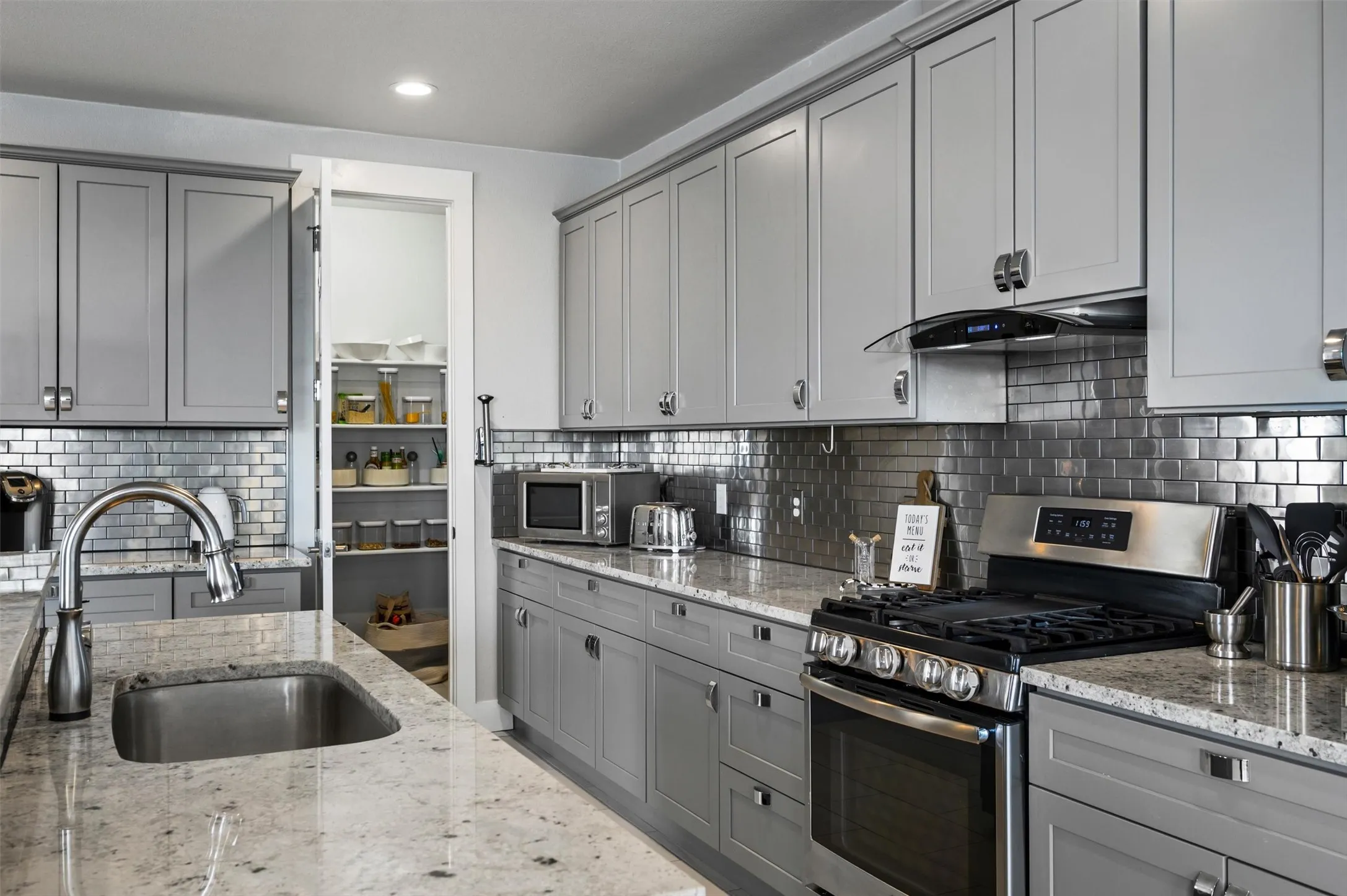 Single Family Residence For Sale in Denton County , 251 S Mill Street 380, Lewisville, Texas 75057, 3 Bedrooms, 4 Bathrooms, 2 Garage spaces, 2,831 Sqft, built in 2018, Price $645,000, mls#21320776, Real Estate Agent in Lewisville, Homes For Sale in Denton county, Homes For Sale in Lewisville, Realtor in Lewisville Texas, Real Estate Brokerage Independent Realty Texas, Luminita Cordes Realtor