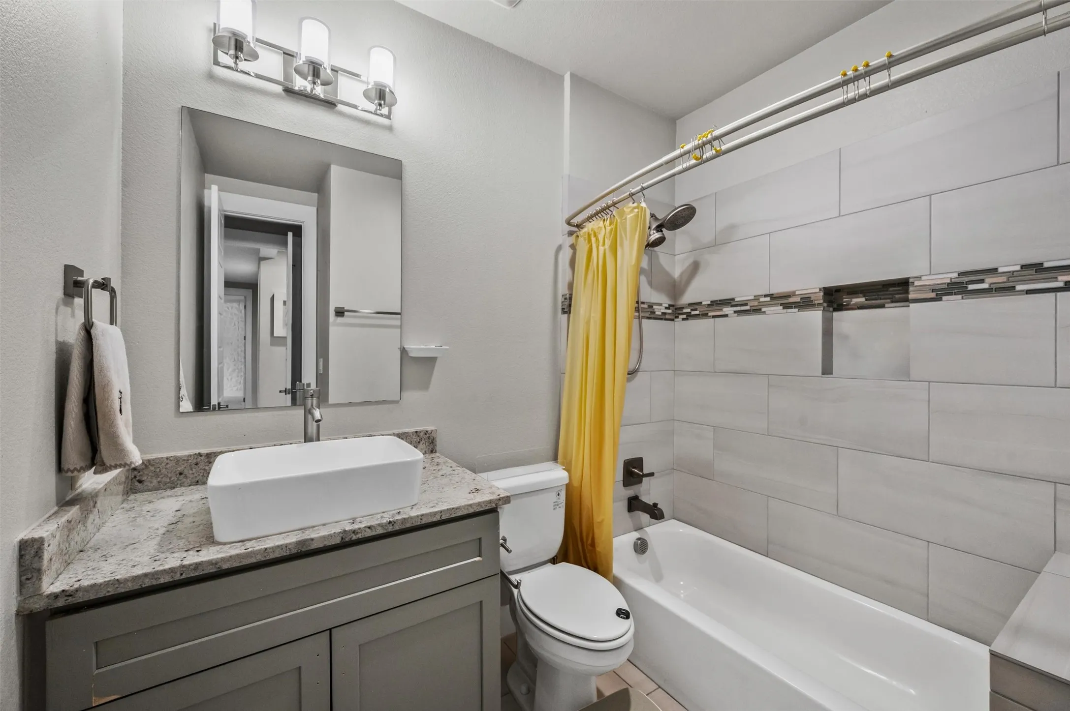 Jr. Primary Suite Full Bathroom #2