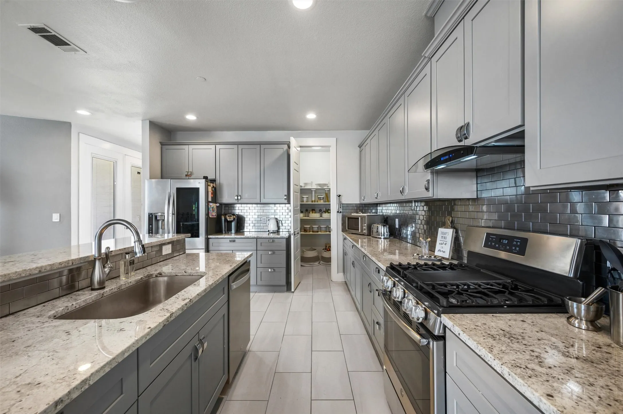 Single Family Residence For Sale in Denton County , 251 S Mill Street 380, Lewisville, Texas 75057, 3 Bedrooms, 4 Bathrooms, 2 Garage spaces, 2,831 Sqft, built in 2018, Price $645,000, mls#21320776, Real Estate Agent in Lewisville, Homes For Sale in Denton county, Homes For Sale in Lewisville, Realtor in Lewisville Texas, Real Estate Brokerage Independent Realty Texas, Luminita Cordes Realtor