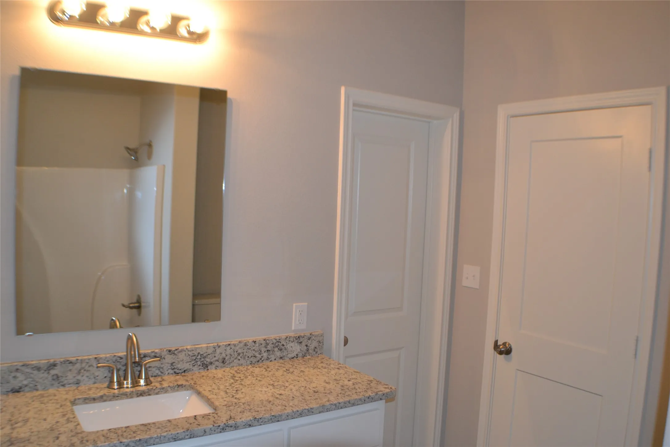 Single Family Residence For Rent in Grayson County , 1101 Southridge Lane, Sherman, Texas 75092, 3 Bedroom, 2 Bathroom, 2 Garage spaces, 1,467 Sqft, built in 2020, mls#21324206, Real Estate Agent in Sherman, Homes For Rent in Grayson county, Homes For Rent in Sherman, Realtor in Sherman Texas, Real Estate Brokerage Independent Realty Texas, Luminita Cordes Realtor