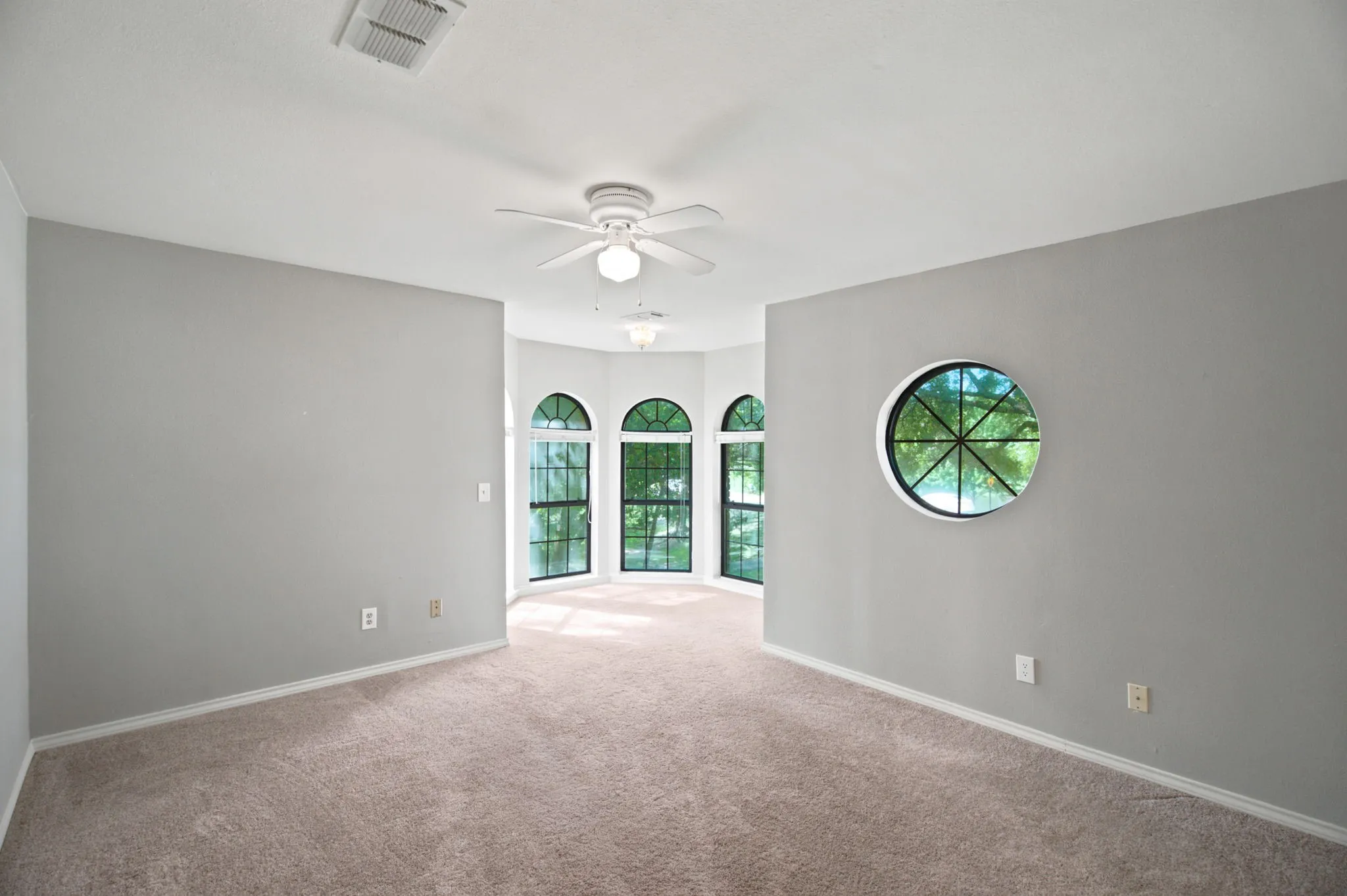 Single Family Residence For Sale in Collin County , 602 Riva Ridge, Wylie, Texas 75098, 3 Bedroom, 3 Bathroom, 2 Garage spaces, 2,862 Sqft, built in 1984, mls#21324034, Real Estate Agent in Wylie, Homes For Sale in Collin county, Homes For Sale in Wylie, Realtor in Wylie Texas, Real Estate Brokerage Independent Realty Texas, Luminita Cordes Realtor