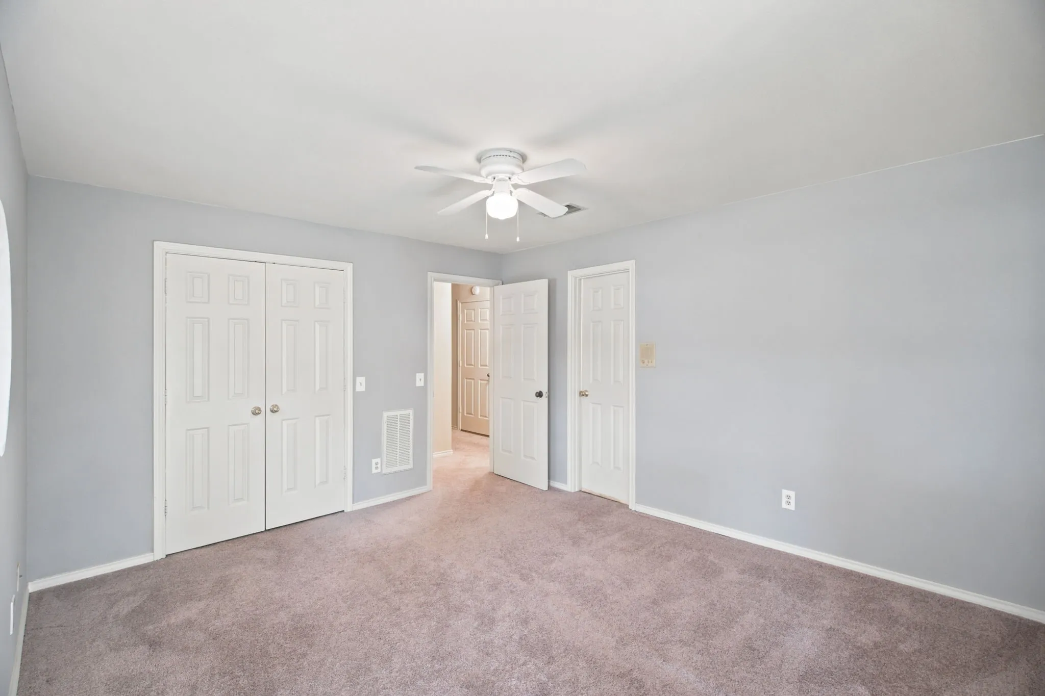 Single Family Residence For Sale in Collin County , 602 Riva Ridge, Wylie, Texas 75098, 3 Bedroom, 3 Bathroom, 2 Garage spaces, 2,862 Sqft, built in 1984, mls#21324034, Real Estate Agent in Wylie, Homes For Sale in Collin county, Homes For Sale in Wylie, Realtor in Wylie Texas, Real Estate Brokerage Independent Realty Texas, Luminita Cordes Realtor