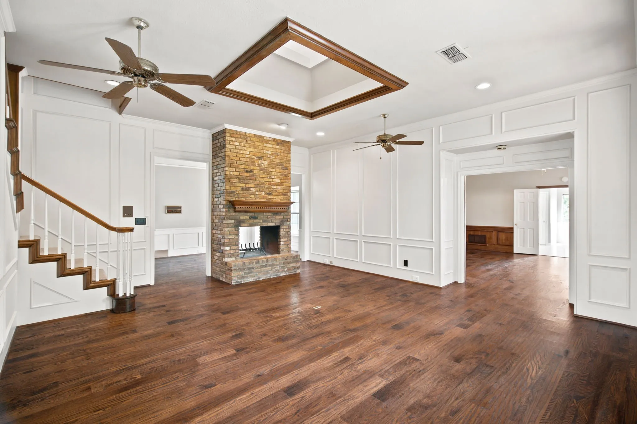Single Family Residence For Sale in Collin County , 602 Riva Ridge, Wylie, Texas 75098, 3 Bedroom, 3 Bathroom, 2 Garage spaces, 2,862 Sqft, built in 1984, mls#21324034, Real Estate Agent in Wylie, Homes For Sale in Collin county, Homes For Sale in Wylie, Realtor in Wylie Texas, Real Estate Brokerage Independent Realty Texas, Luminita Cordes Realtor