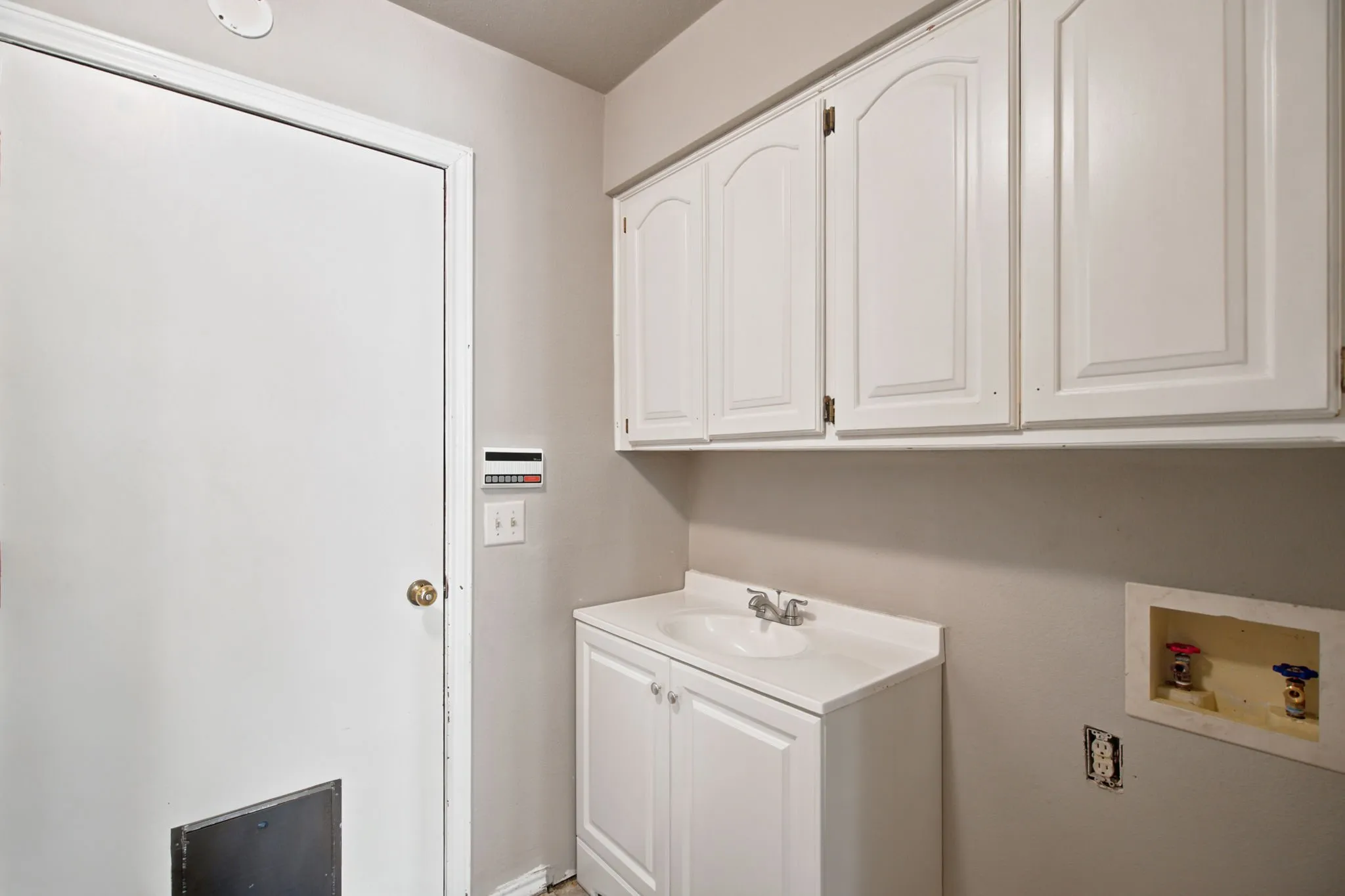 Single Family Residence For Sale in Collin County , 602 Riva Ridge, Wylie, Texas 75098, 3 Bedroom, 3 Bathroom, 2 Garage spaces, 2,862 Sqft, built in 1984, mls#21324034, Real Estate Agent in Wylie, Homes For Sale in Collin county, Homes For Sale in Wylie, Realtor in Wylie Texas, Real Estate Brokerage Independent Realty Texas, Luminita Cordes Realtor