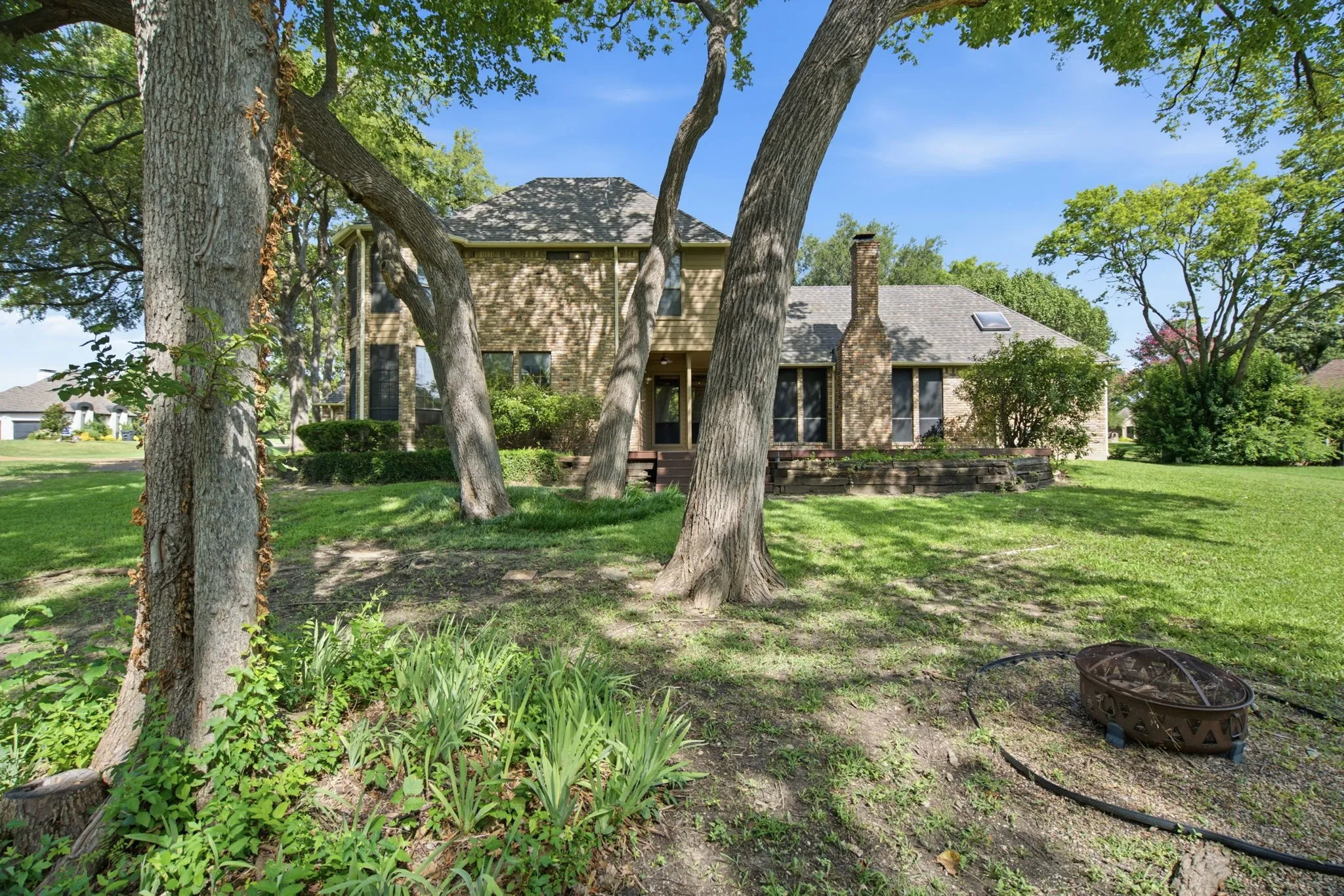 Single Family Residence For Sale in Collin County , 602 Riva Ridge, Wylie, Texas 75098, 3 Bedroom, 3 Bathroom, 2 Garage spaces, 2,862 Sqft, built in 1984, mls#21324034, Real Estate Agent in Wylie, Homes For Sale in Collin county, Homes For Sale in Wylie, Realtor in Wylie Texas, Real Estate Brokerage Independent Realty Texas, Luminita Cordes Realtor