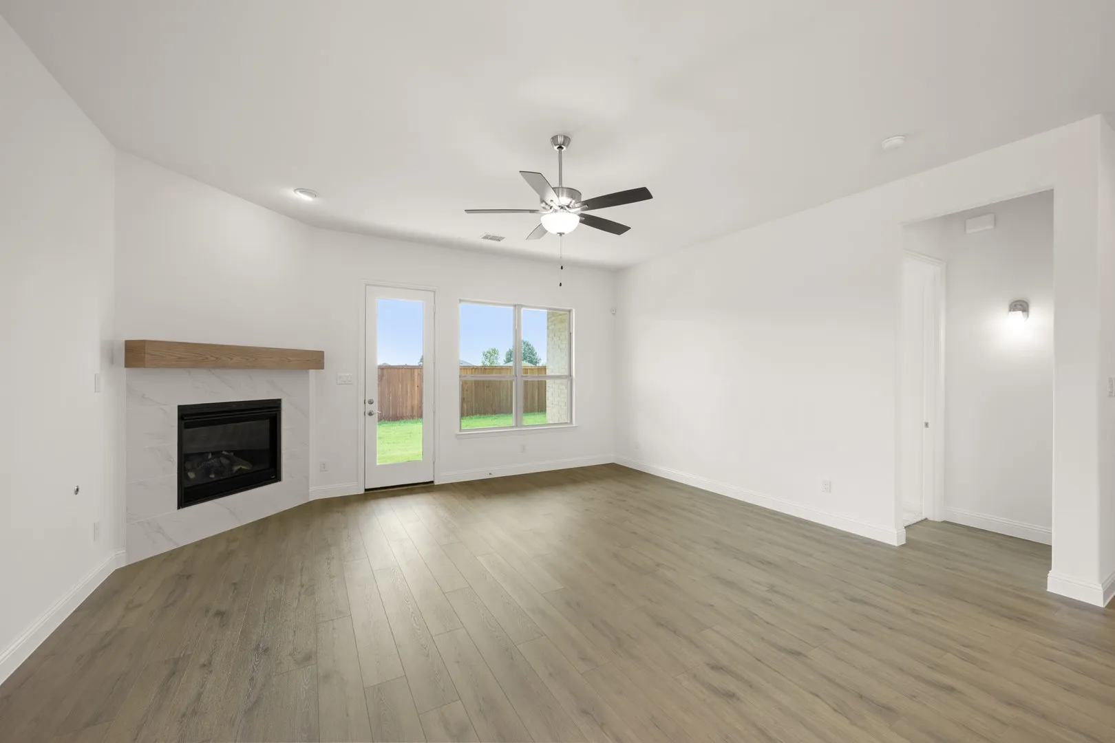 2662 Hot Springs- Living Room-3