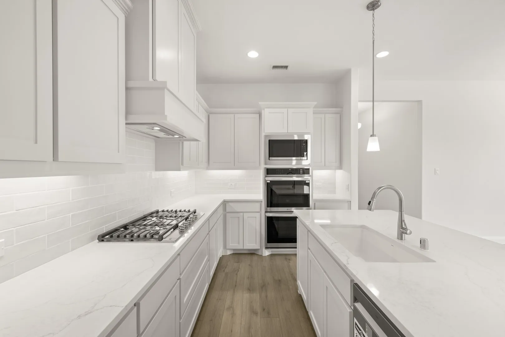 2662 Hot Springs- Kitchen-3